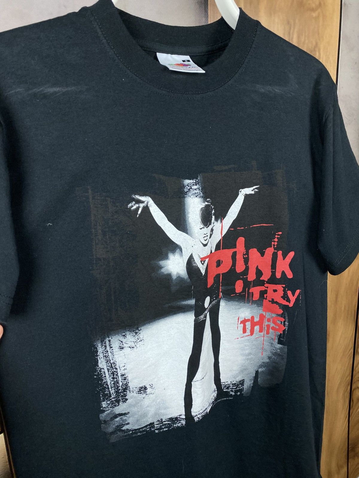 Band Tees 💃Vintage 2004 T-Shirt Pink Try This Sexy Girl VTG Tee💃 Size US S / EU 44-46 / 1 - 2 Thumbnail