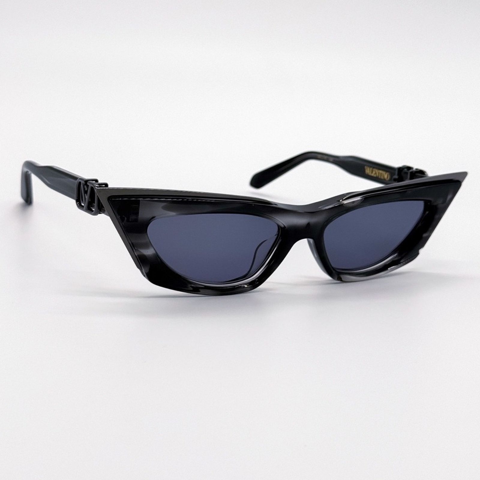 Valentino New! Valentino V GoldCut I VLS 113B Black Sunglasses Size ONE SIZE - 5 Thumbnail