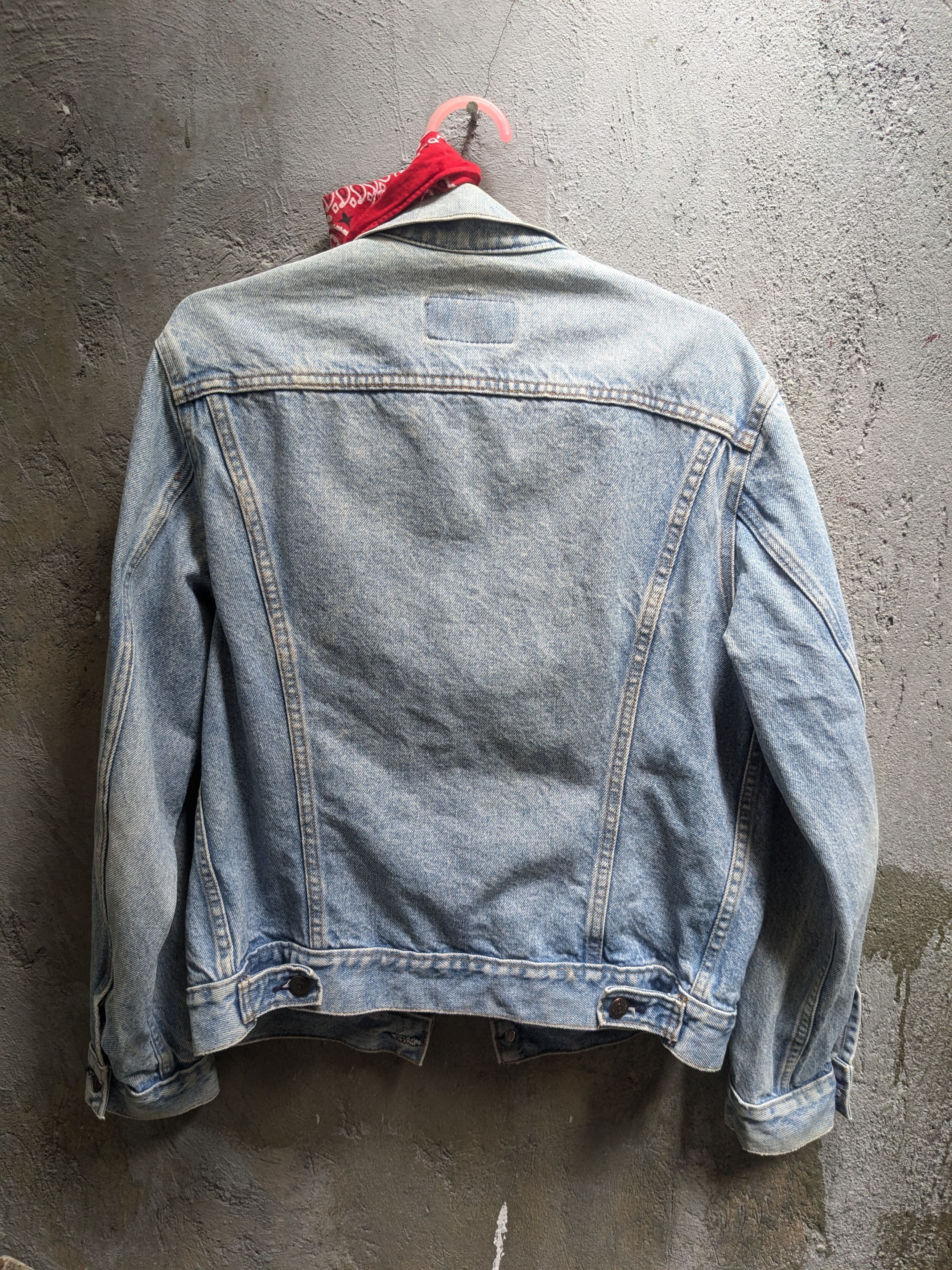 Levi's Vintage Clothing vintage Levis denim jacket made in USA late 80-early 90s Size US M / EU 48-50 / 2 - 6 Thumbnail