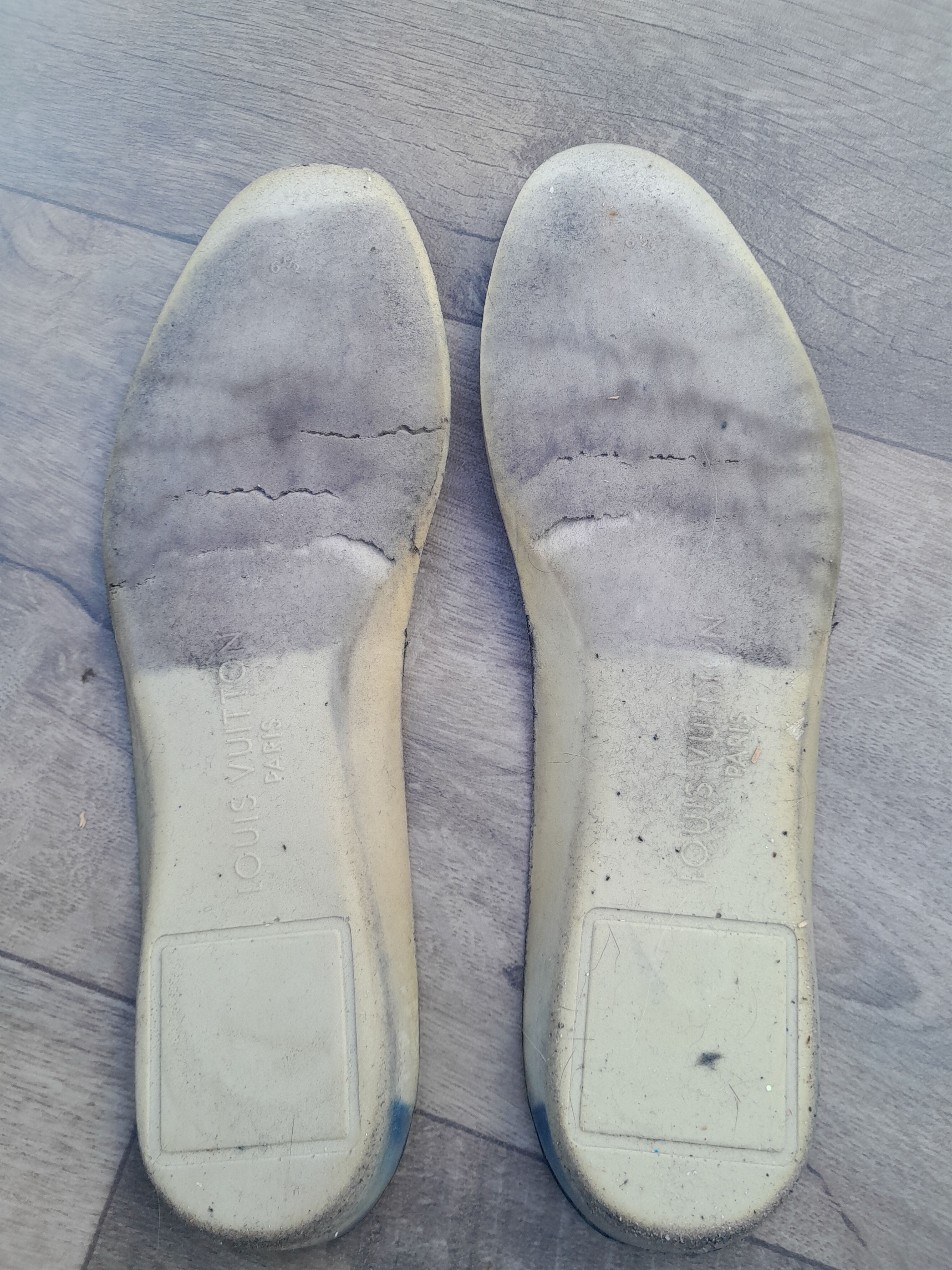 Louis Vuitton Louis Vuitton Run Away sneakers in blue denim. Size US 7.5 / EU 40-41 - 12 Thumbnail
