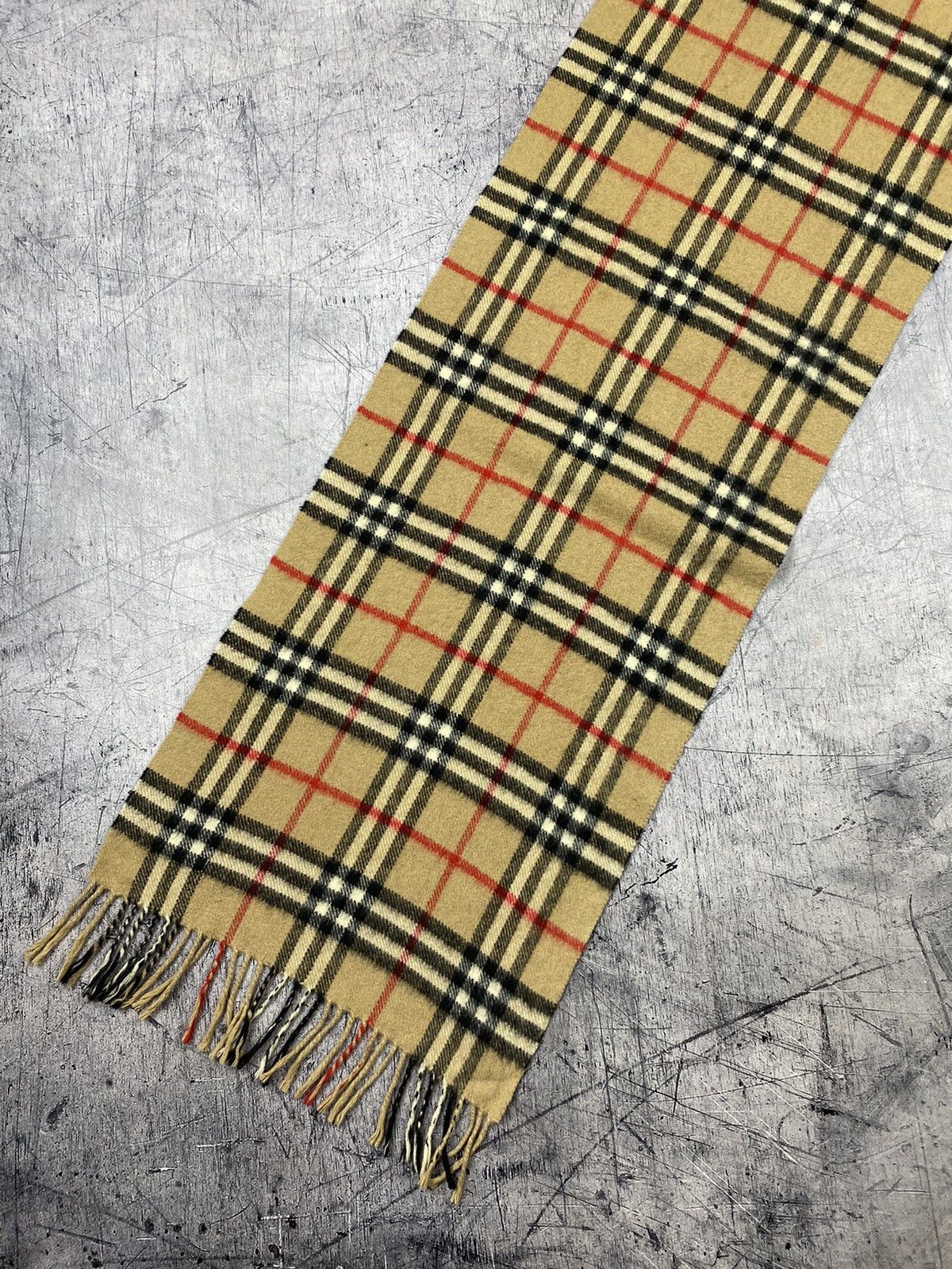 Burberry × Designer × Vintage Vintage 90’s Burberry’s Nova Check Pure Cashmere Scarf Size ONE SIZE - 10 Thumbnail