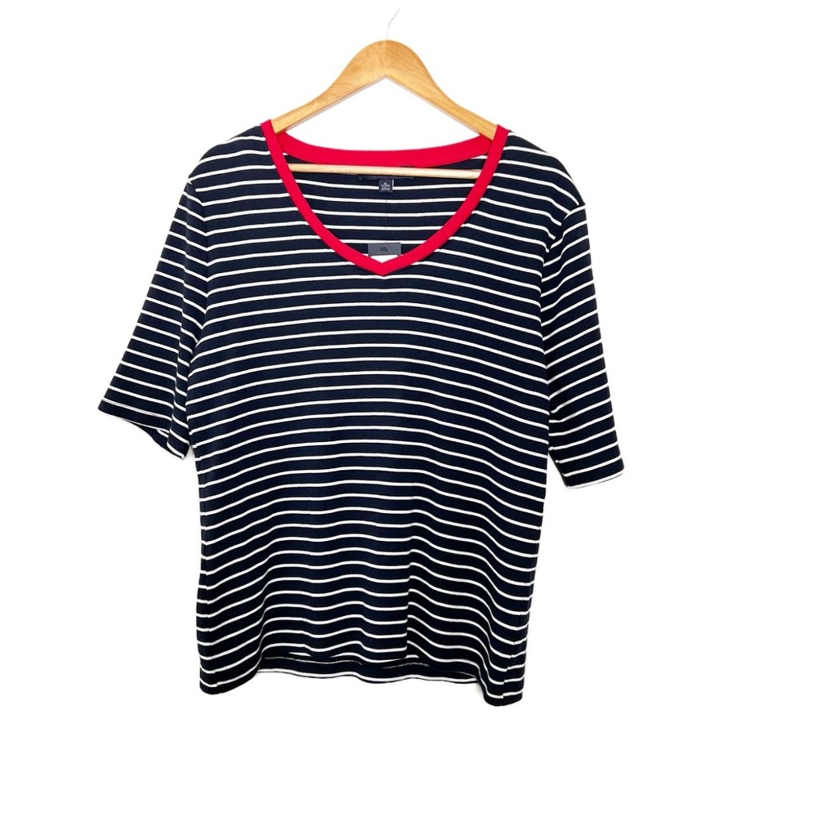 Tommy Hilfiger New with Tag Women's Tommy Hilfiger Navy Striped T-Shirt Size XL / US 12-14 / IT 48-50 - 2 Thumbnail