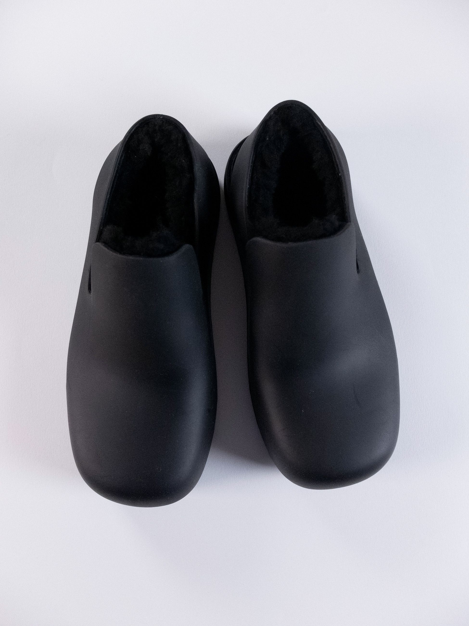 BOTTEGAVENETAパドルブーツPUDDLE SHEARLING BOTTEGA VENETA The Puddle Shearling-Lined Rubber Boots