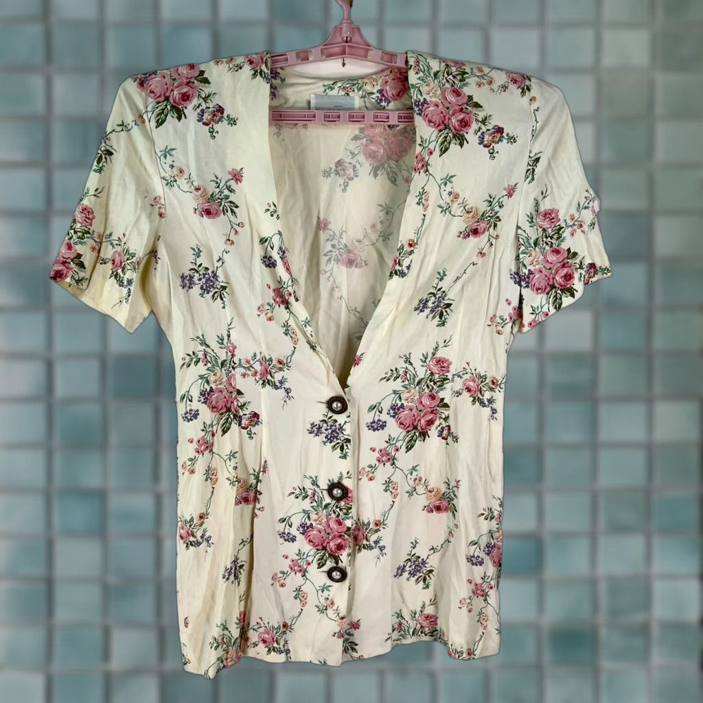Vintage VINTAGE Sheri Martin Womens Blouse 12 Pink Floral Pearl Button Closure 90s Style Shirt Womens 12 Pink Floral Pearl Button Closure Size XL / US 12-14 / IT 48-50 - 1 Thumbnail