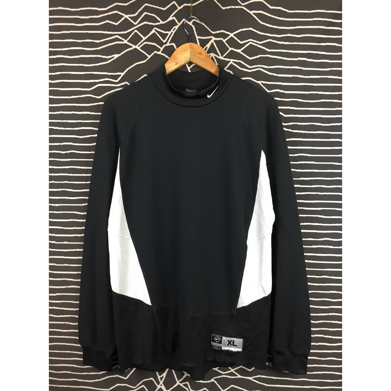 Nike Nike Sphere-Dry Baseball Turtle Neck Sportswear Tee Size US L / EU 52-54 / 3 - 1 Thumbnail