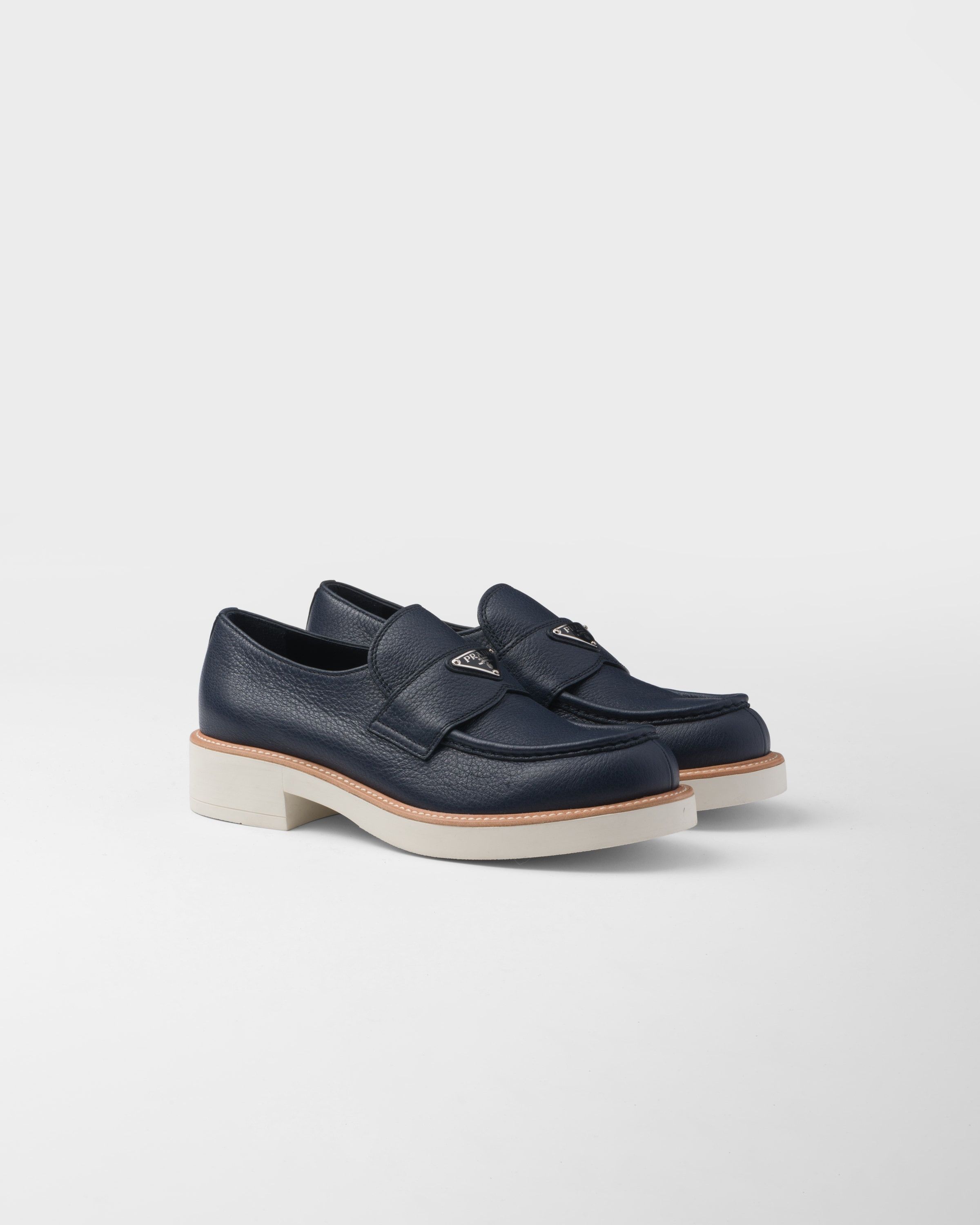 o1la1rc1a0925 Leather Loafers in Blue