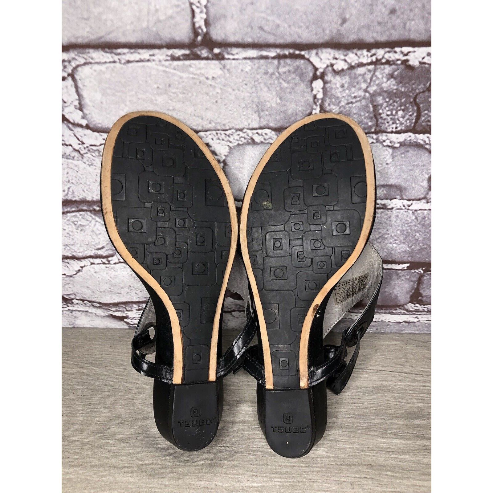 TSUBO TSUBO Black Leather Ankle Strap Wedge Thong Sandals Women’s Size US 6.5 / IT 36.5 - 6 Thumbnail