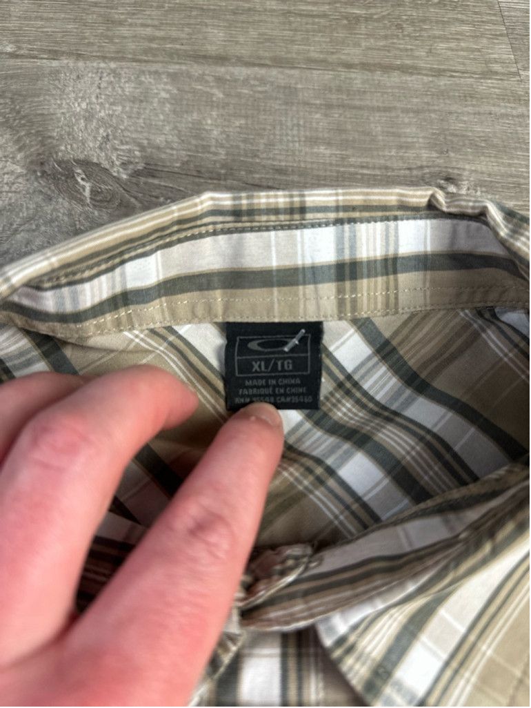 Oakley Vintage Oakley Plaid Button Down Shirt XL Beige Size US XL / EU 56 / 4 - 5 Thumbnail