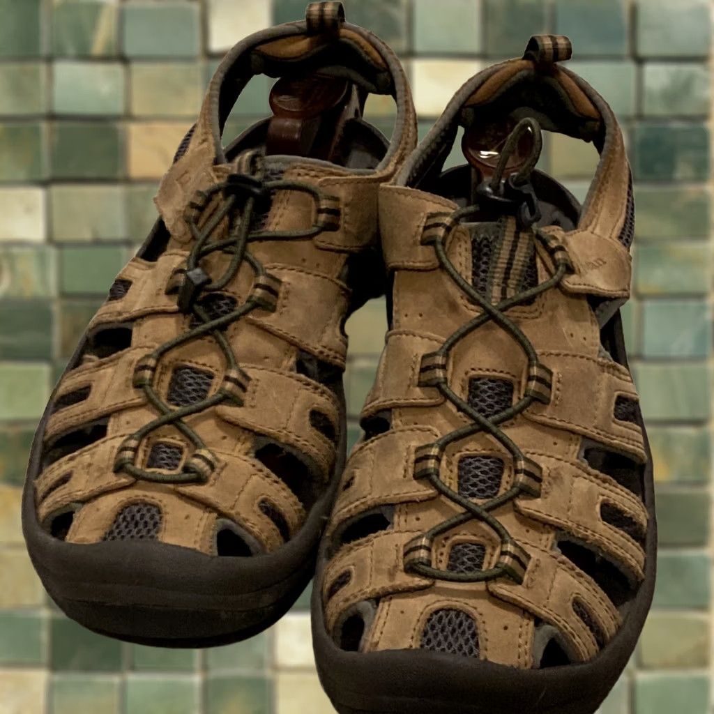 Vintage LL Bean Hiking Sandals Sport River Tan Size 11 Slip On Closed Toe All Terrain Men Shoes Brown Hiking Sandal Mens 11 All Terrain River Tan LL Bean Size US 11 / EU 44 - 1 Thumbnail