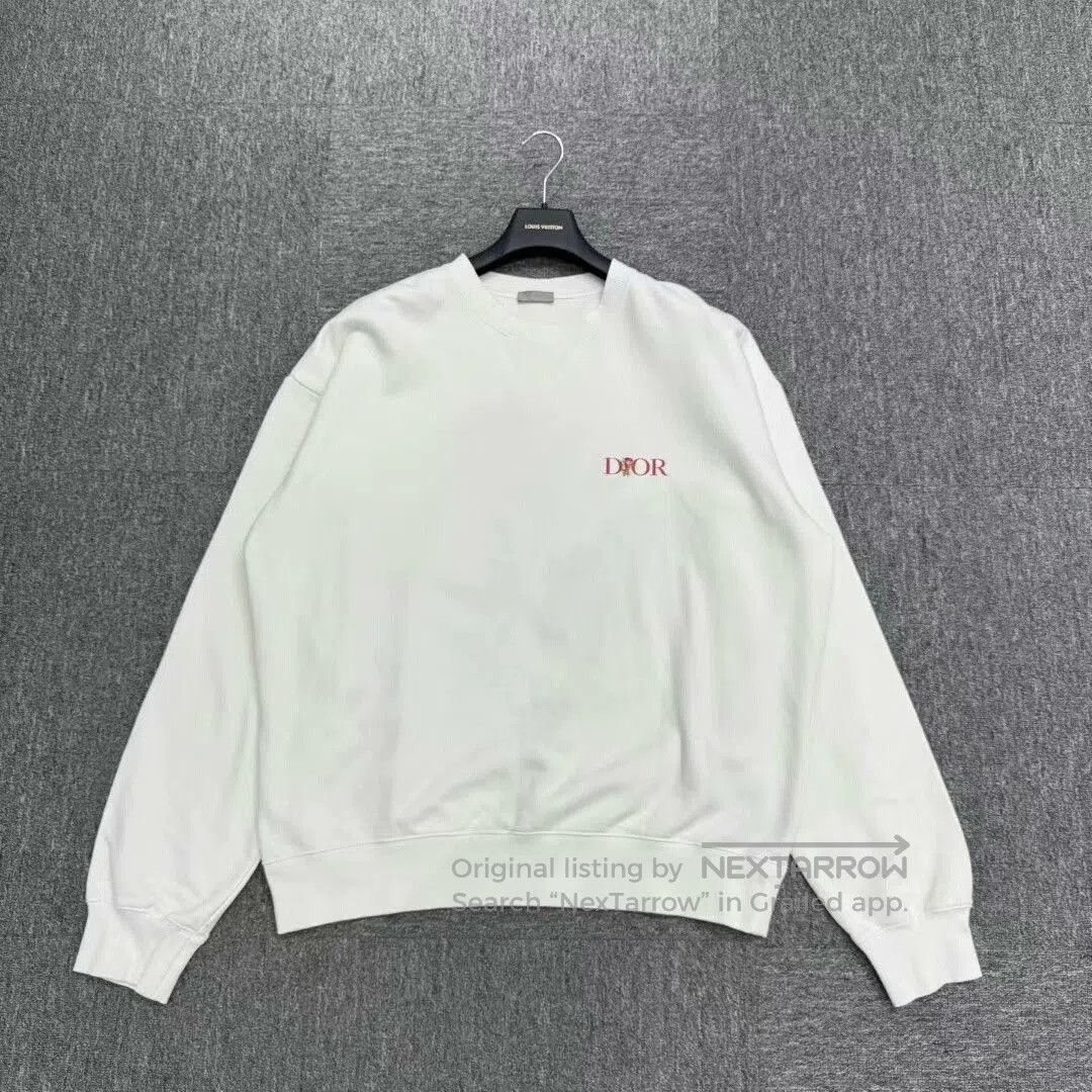 dior embroidered floral sweatshirt for women.