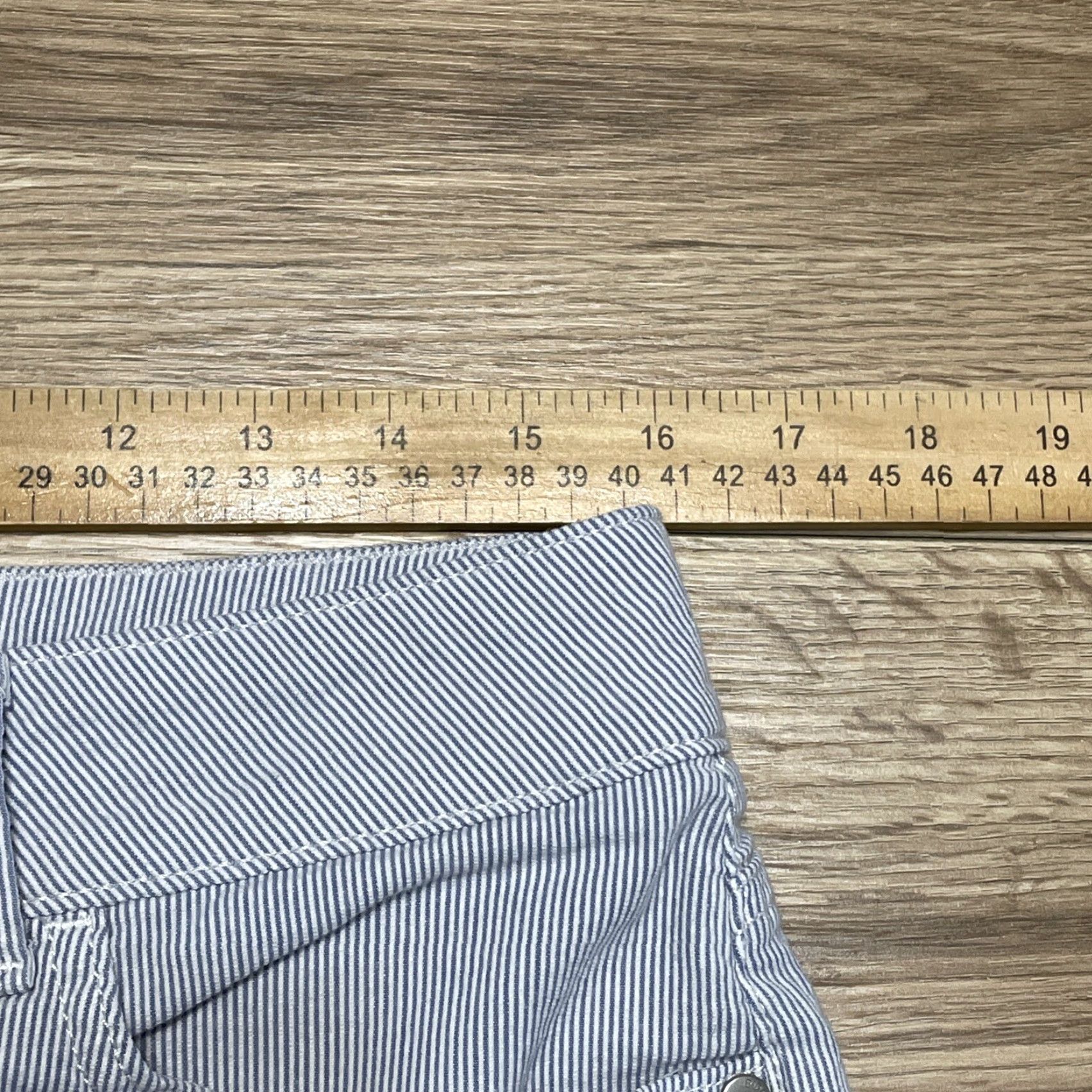 Lee Riders By Lee Striped Navy/White Shorts Size 12M Chino Women Medium? Size 34" / US 12 / IT 48 - 5 Thumbnail