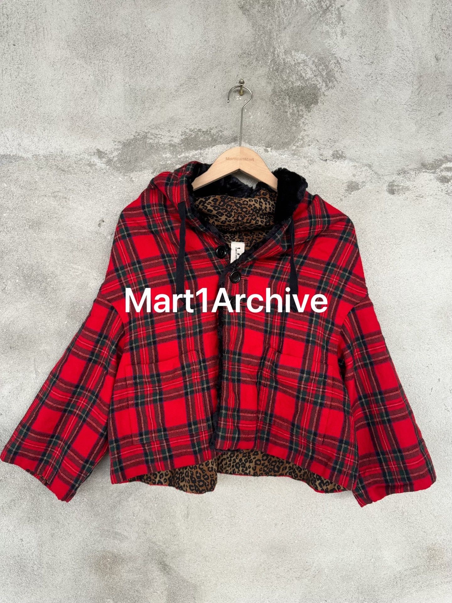 Comme des Garcons Comme Des Garçons Tao Plaid Leopard Fur Cape Size XS / US 0-2 / IT 36-38 - 1 Thumbnail