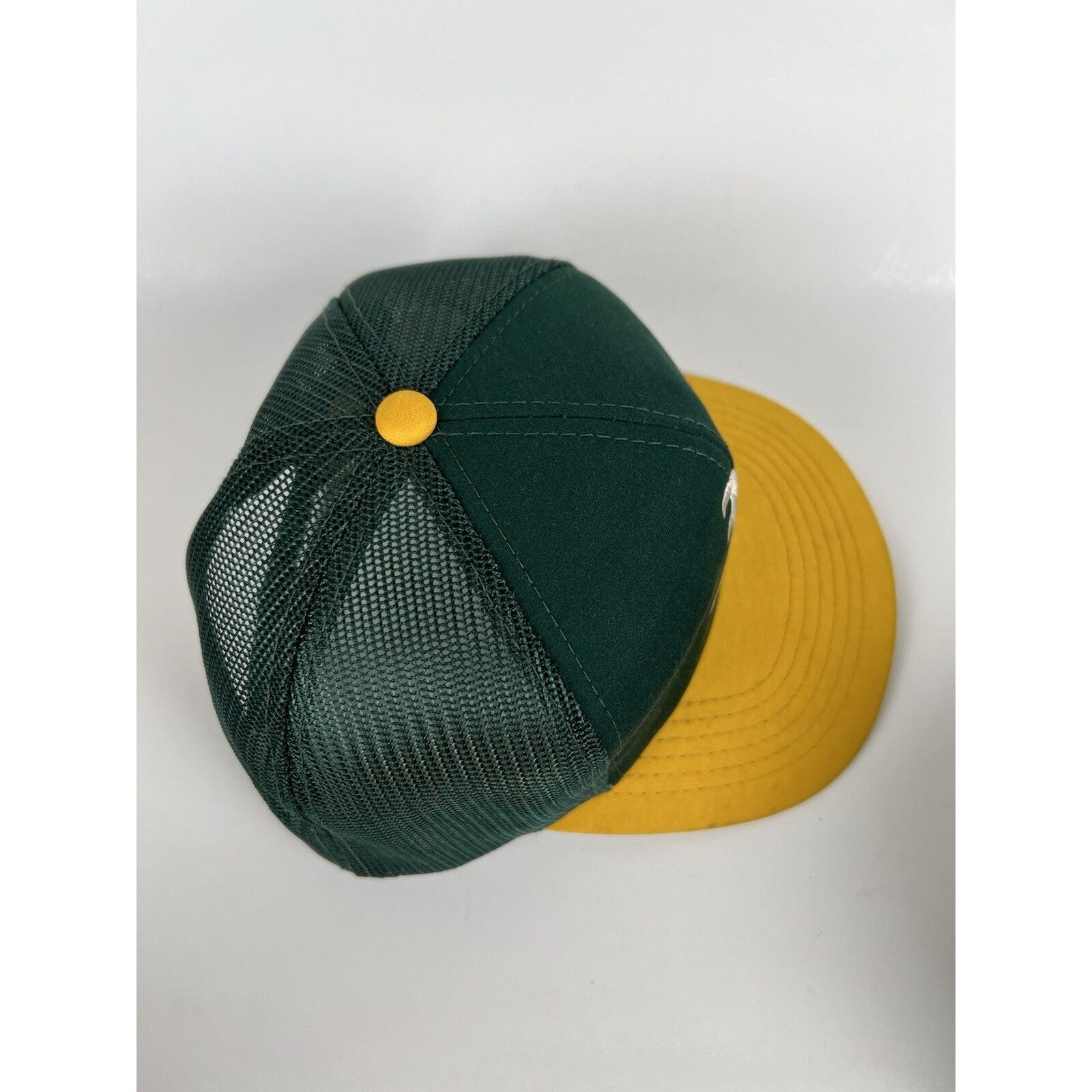 Sports Specialties Vintage Oakland Athletics Sports Specialties Trucker Snapbac Size ONE SIZE - 8 Thumbnail