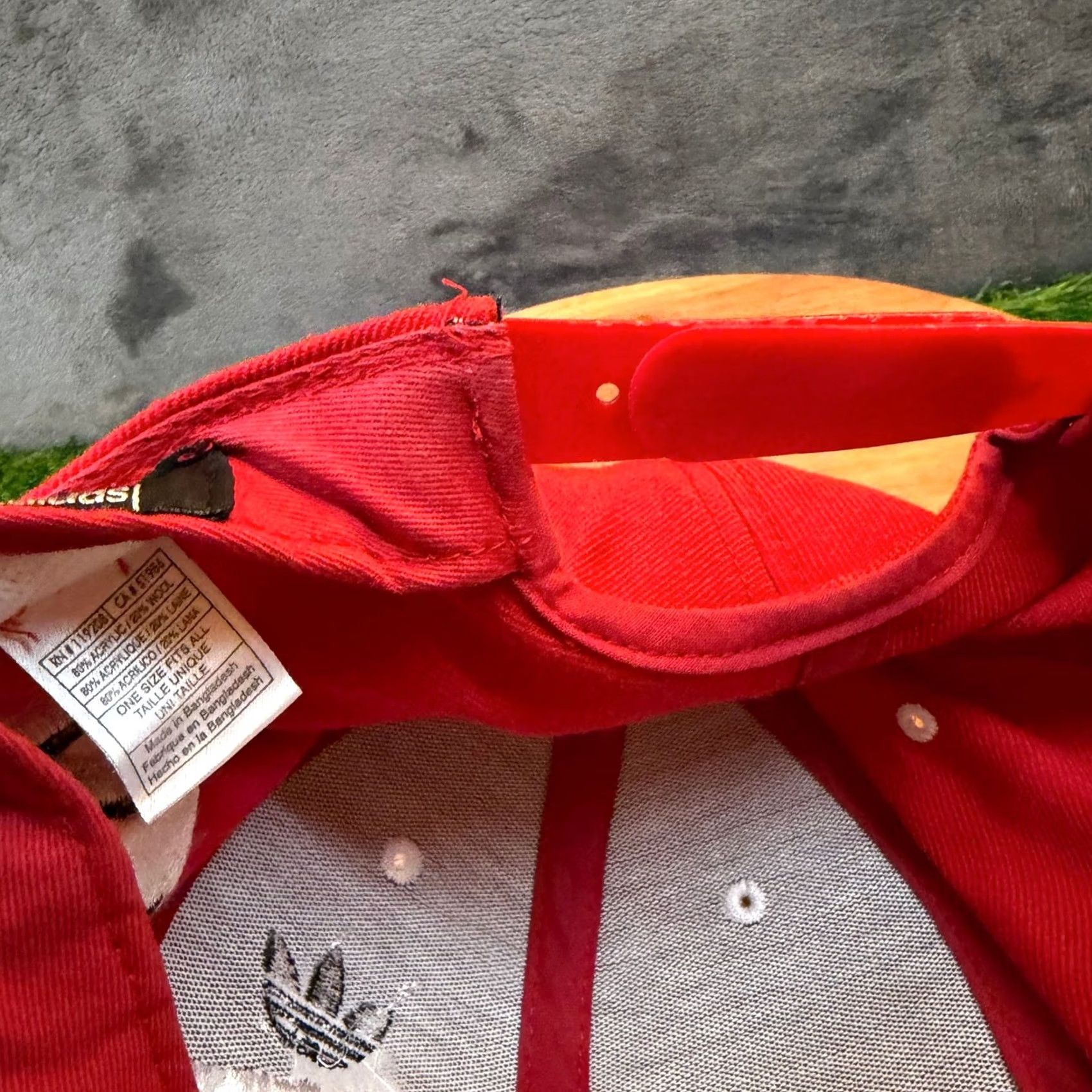 Adidas Adidas Wisconsin Badgers Snapback Hat Mens One Size Red White Trefoil Logo Size ONE SIZE - 7 Thumbnail