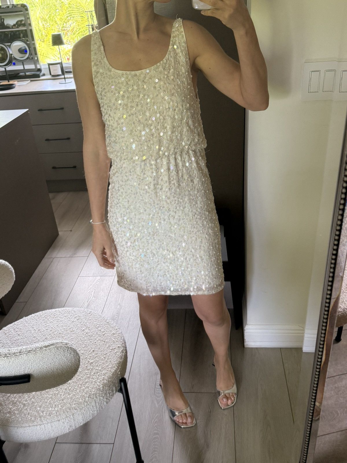Alice + Olivia Alice + Olivia white sequins dress Size S / US 4 / IT 40 - 1 Thumbnail