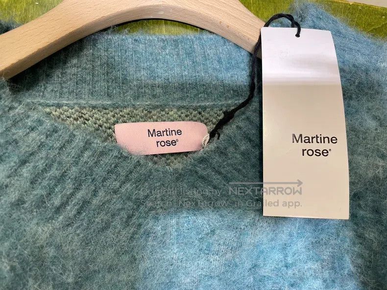 Martine Rose Martine Rose V-neck fashion printed pullover Size US S / EU 44-46 / 1 - 4 Thumbnail
