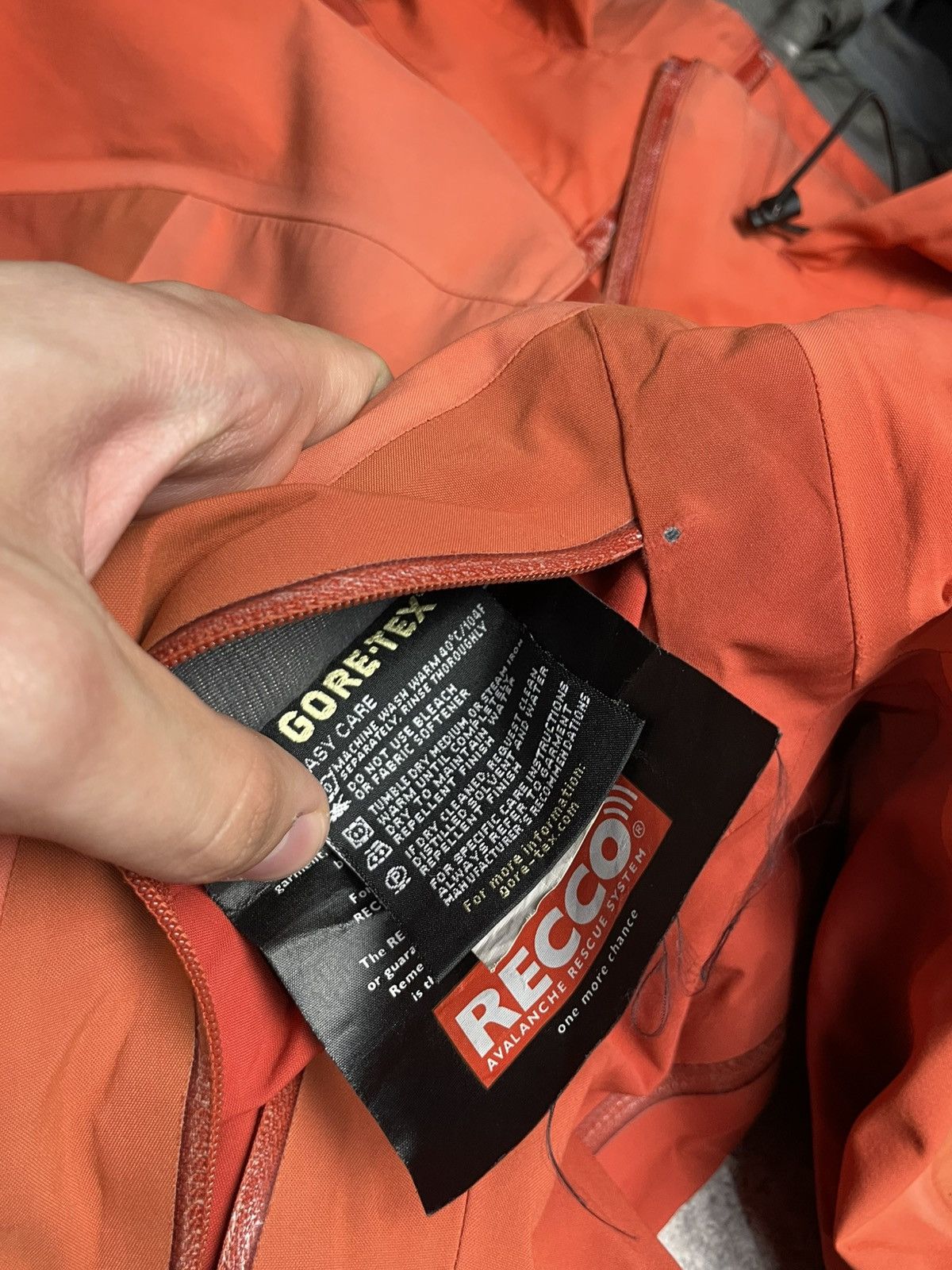 Arc'teryx Vintage Arcteryx Recco Goretex Jacket Sz S Size US S / EU 44-46 / 1 - 15 Thumbnail