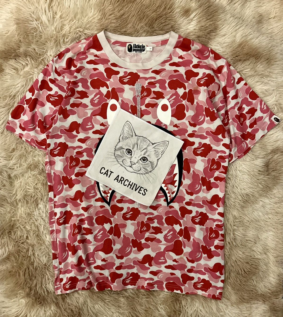 Bape 💥CRAZY💥 BAPE PINK CAMO SHARK TEE Size US L / EU 52-54 / 3 - 21 Thumbnail