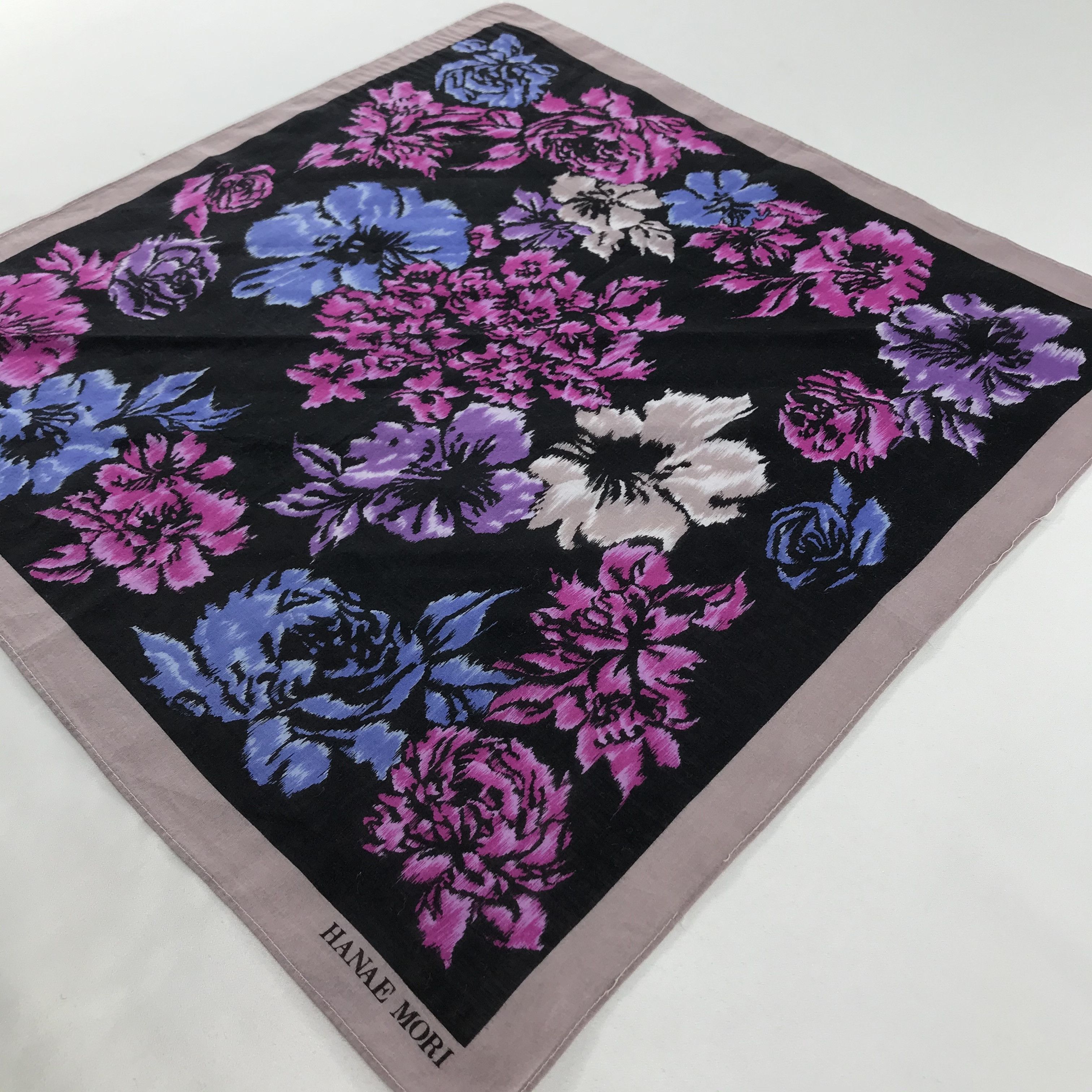Hanae Mori × Vintage Hanae Mori Bandana/ Handkerchief / Neckerchief Size ONE SIZE - 4 Thumbnail