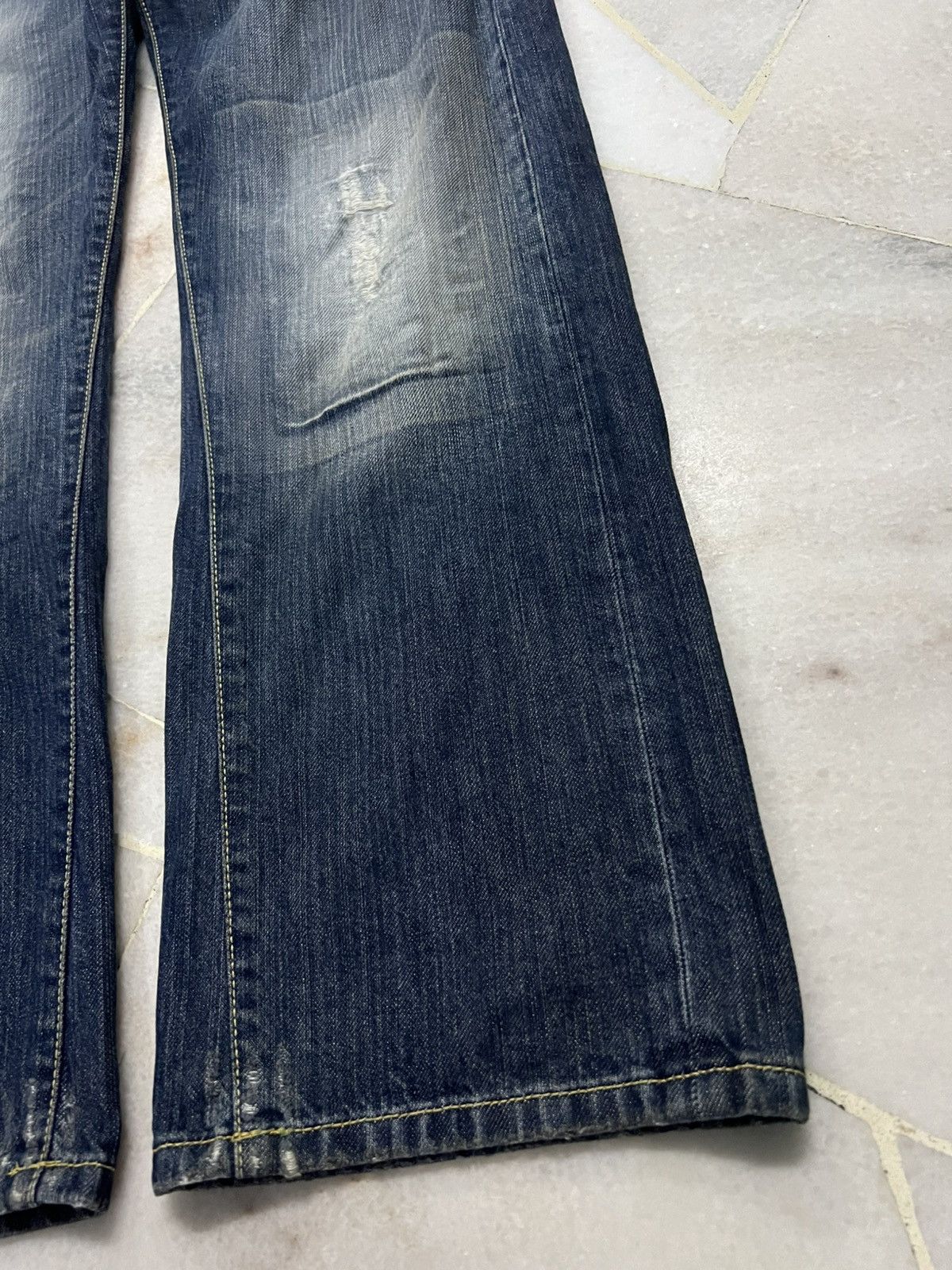 Diesel DIESEL INDUSTRY KAJO DISTRESSED JEANS Size US 30 / EU 46 - 4 Thumbnail