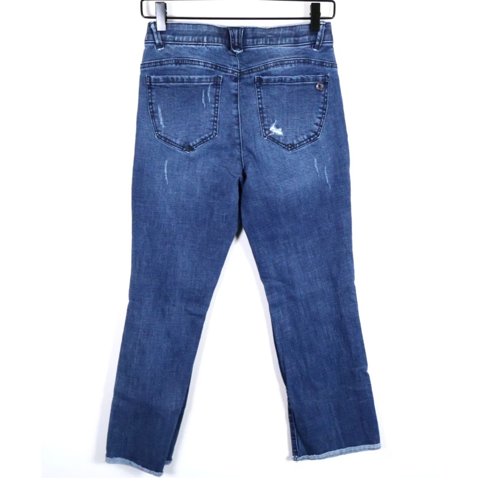 Vintage Democracy Jeans Women's 2 (28 x 27) Blue Distressed Straight Denim 5-Pocket Zip Fly Retro 90s Hipster Style Mens Womens Girls Size 26" / US 2 / IT 38 - 2 Thumbnail