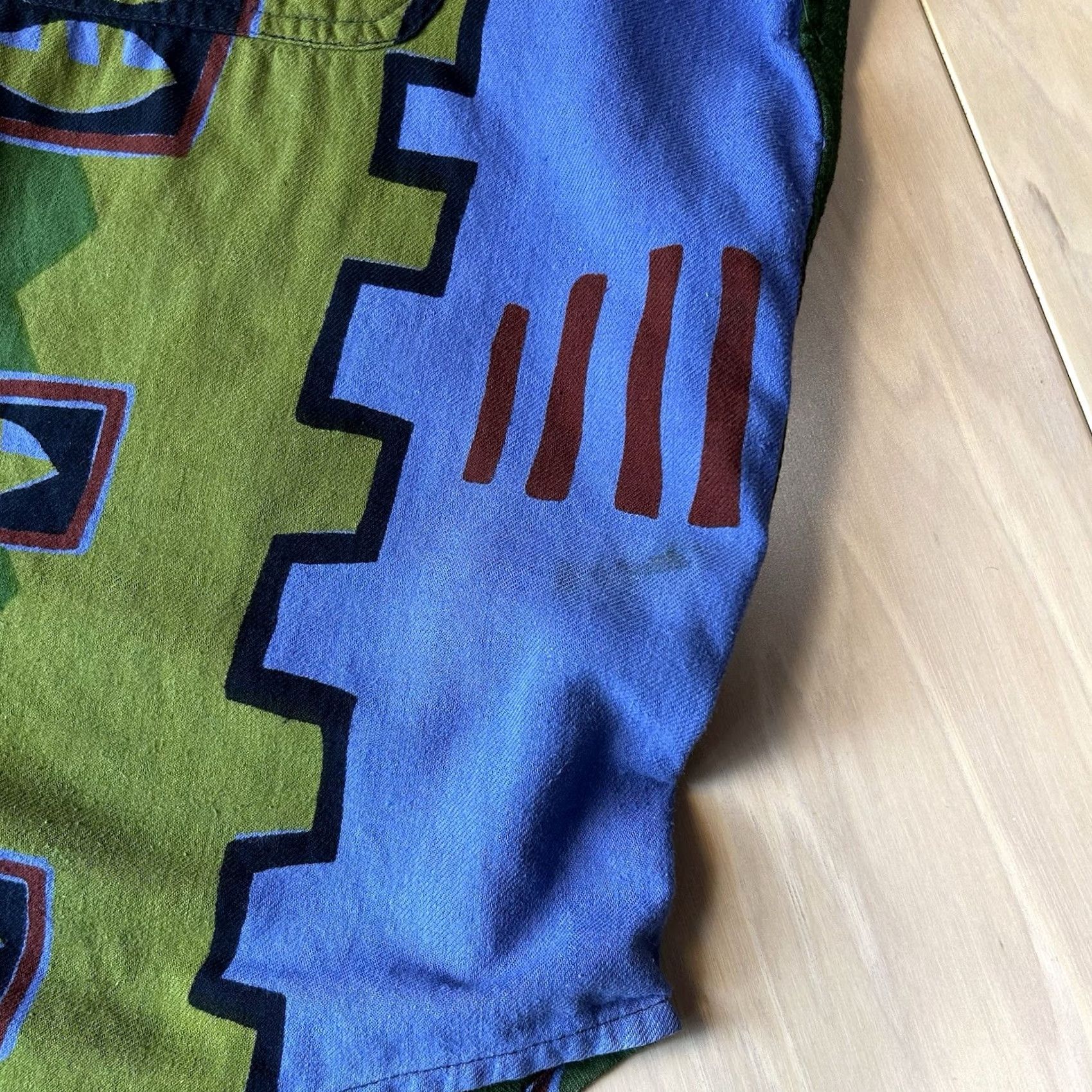 Vintage VINTAGE Terranova Button-Down Shirt Long Sleeve Geometric Pattern Men’s Medium Blue / Green / Red Knit Cotton Regular 90s Fashion Shirts Mens Size US M / EU 48-50 / 2 - 6 Thumbnail