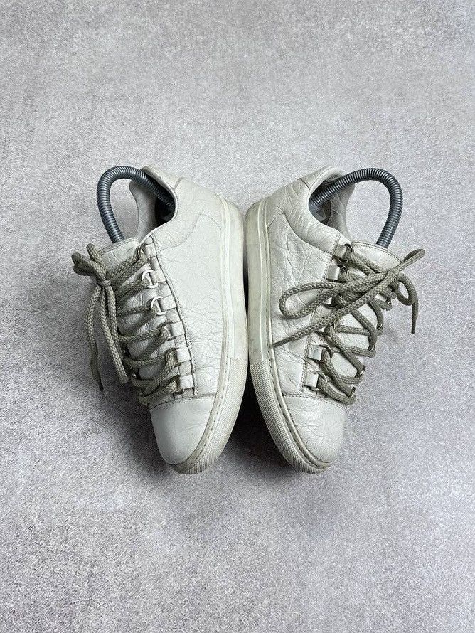 Balenciaga Vintage Balenciaga Arena Leather Low Leather Sneakers EUR 35 Size US 5 / IT 35 - 5 Thumbnail