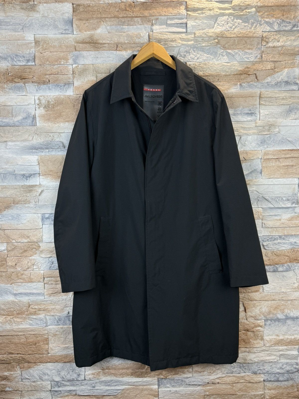 Prada Trench coach cloaks Prada jacket prada Art Sgv850 gore tex Size US L / EU 52-54 / 3 - 2 Thumbnail