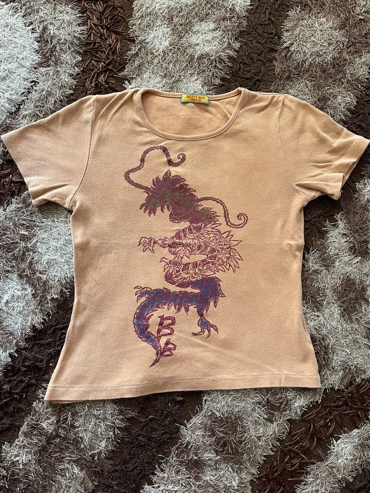 Designer × Issey Miyake × Japanese Brand VINTAGE BETTY’S BLUE SHINJI ABE BY ISSEY MIYAKE DRAGON TEE Size ONE SIZE - 1 Thumbnail