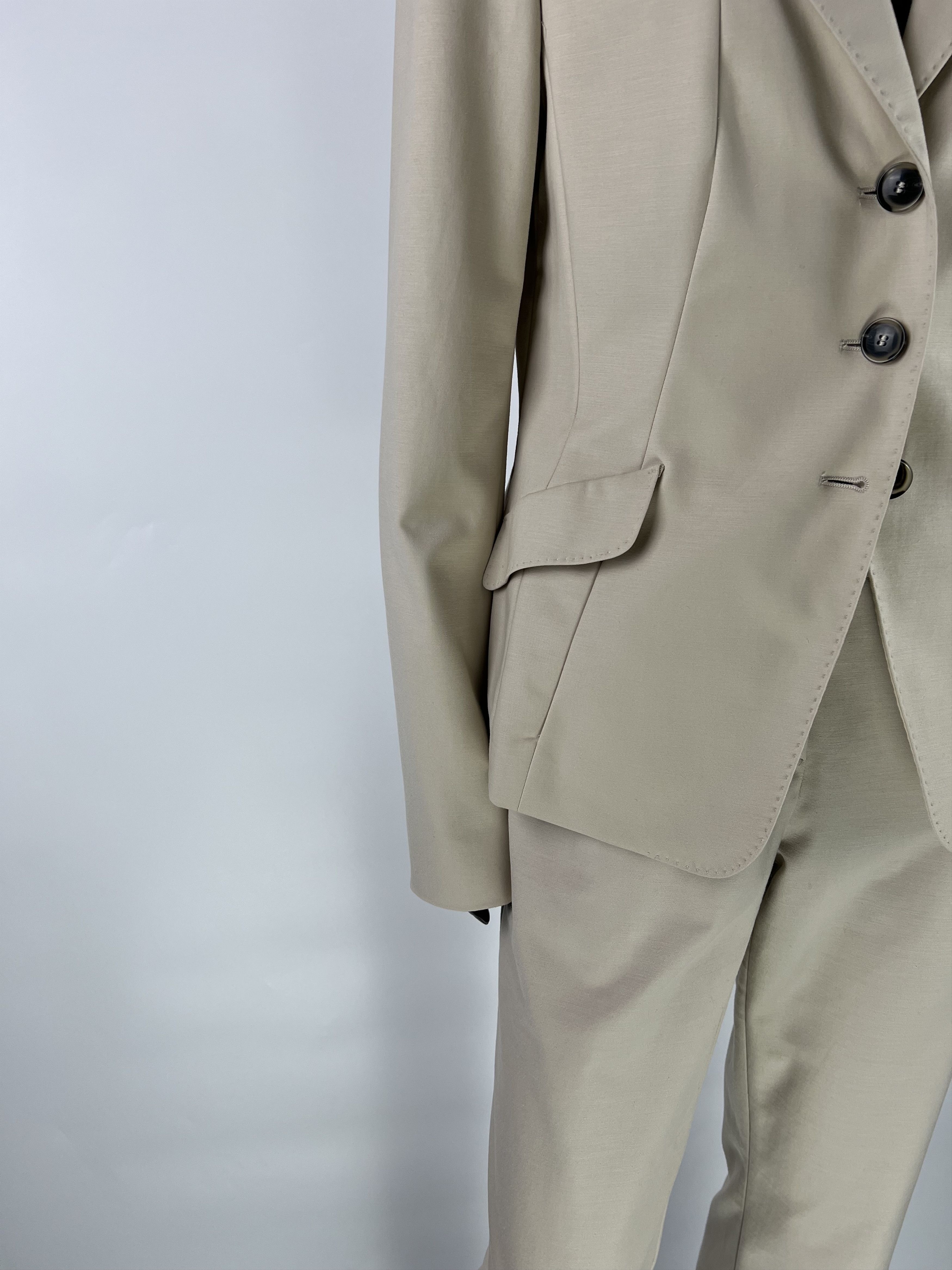 Designer Laurel Women's Beige Cotton Pant Suit Size US8 IT44 GB12 Size M / US 6-8 / IT 42-44 - 7 Thumbnail