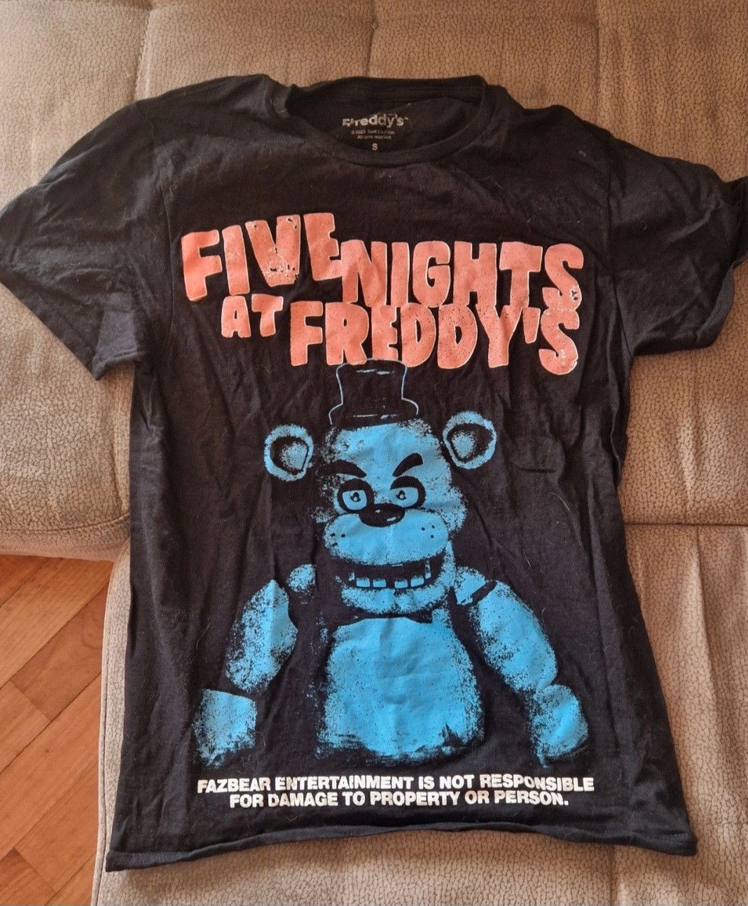 The Game Officinal "Five Nights at Freddy's" T-shirt Size US XXS / EU 40 - 1 Thumbnail