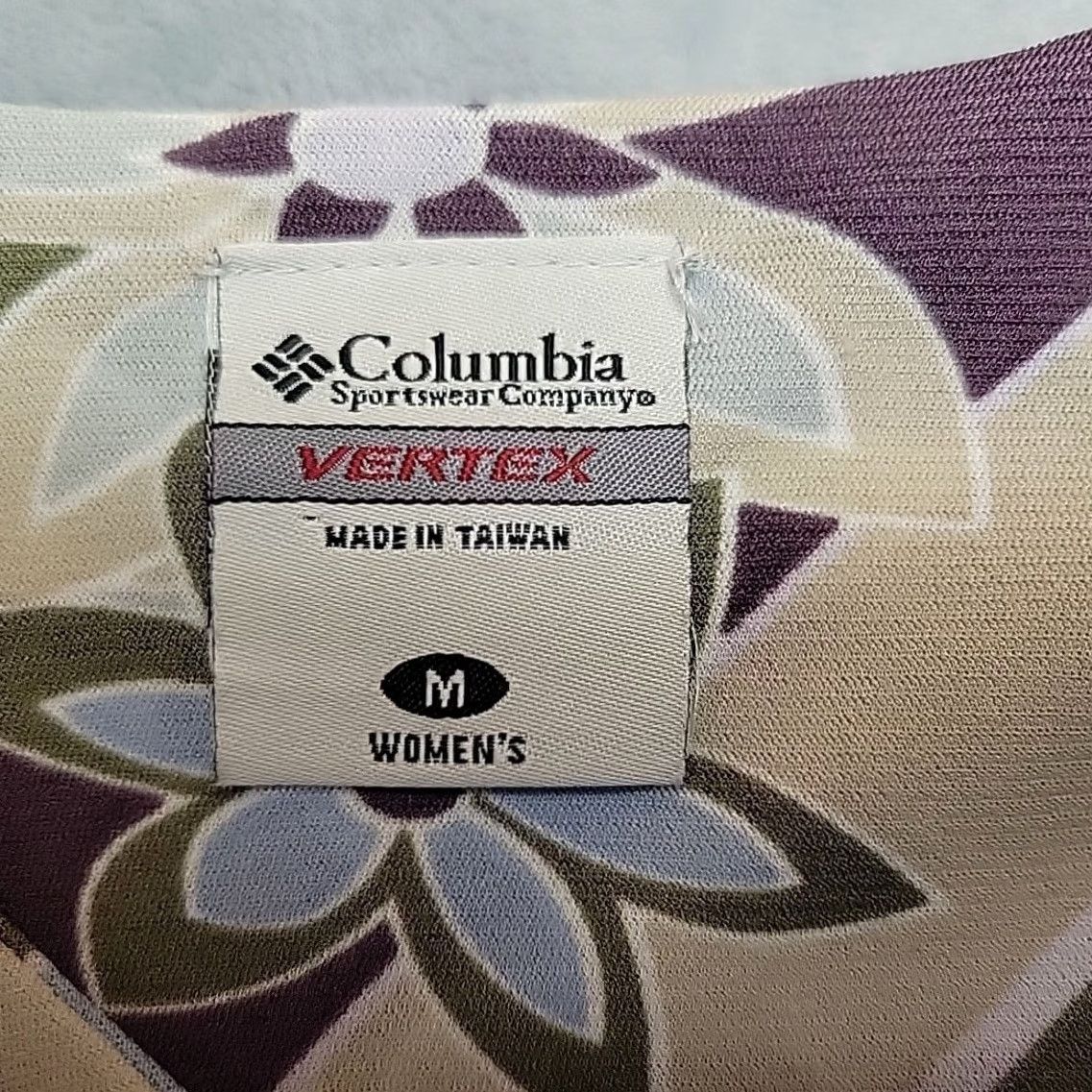 Vintage VINTAGE Columbia Vertex Shirt Womens M Floral Stripe Nylon Stretch Hiking Top Y2K 2000s Purple Short Sleeve T-Shirt Mens Womens Boys Girls Size M / US 6-8 / IT 42-44 - 3 Thumbnail