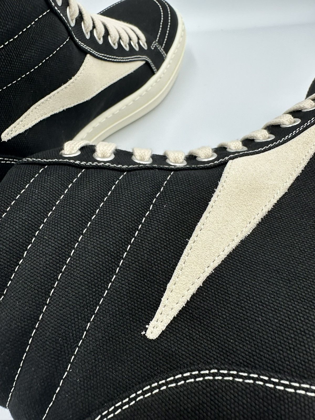 Rick Owens Drkshdw Rick Owens Drkshdw Vintage High Sneakers Size US 9 / EU 42 - 9 Thumbnail