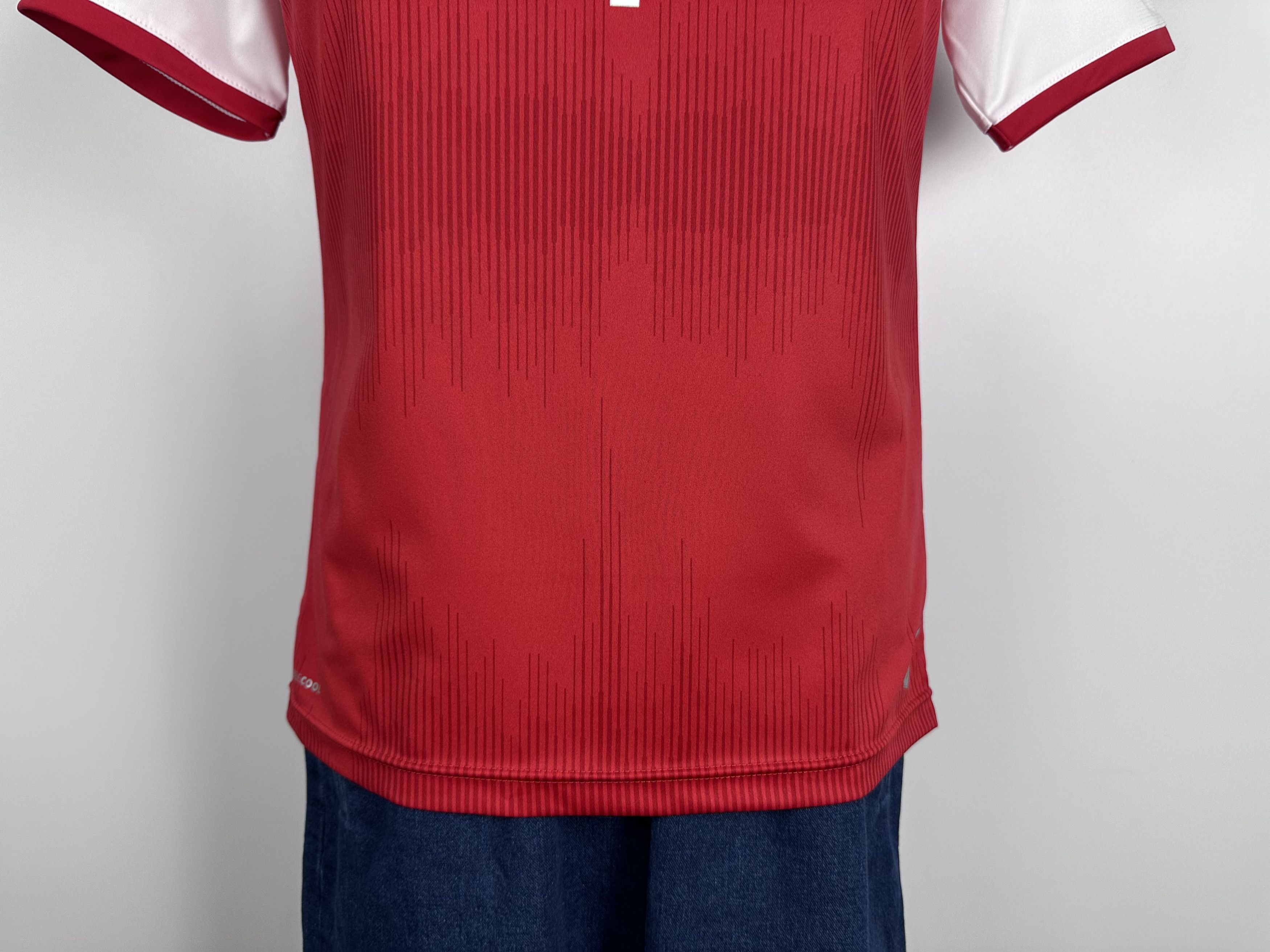 Hummel DENMARK 2022 23 SHIRT FOOTBALL SOCCER JERSEY HUMMEL #4 Kjaer Size US S / EU 44-46 / 1 - 8 Thumbnail
