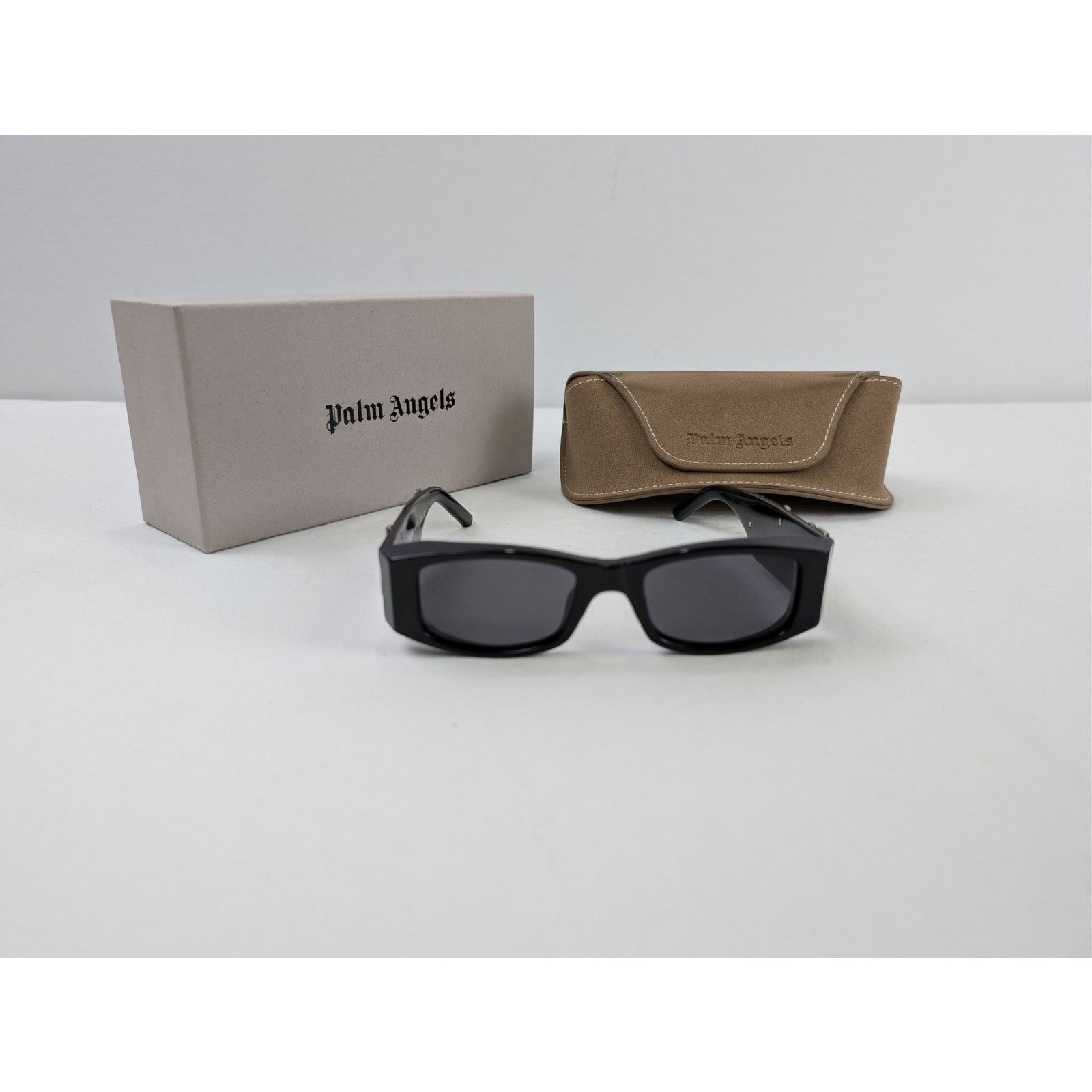 Palm Angels o1rshd1 Q:2 / Size: OS / Sunglasses Dark Havana in Black Size ONE SIZE - 1 Thumbnail