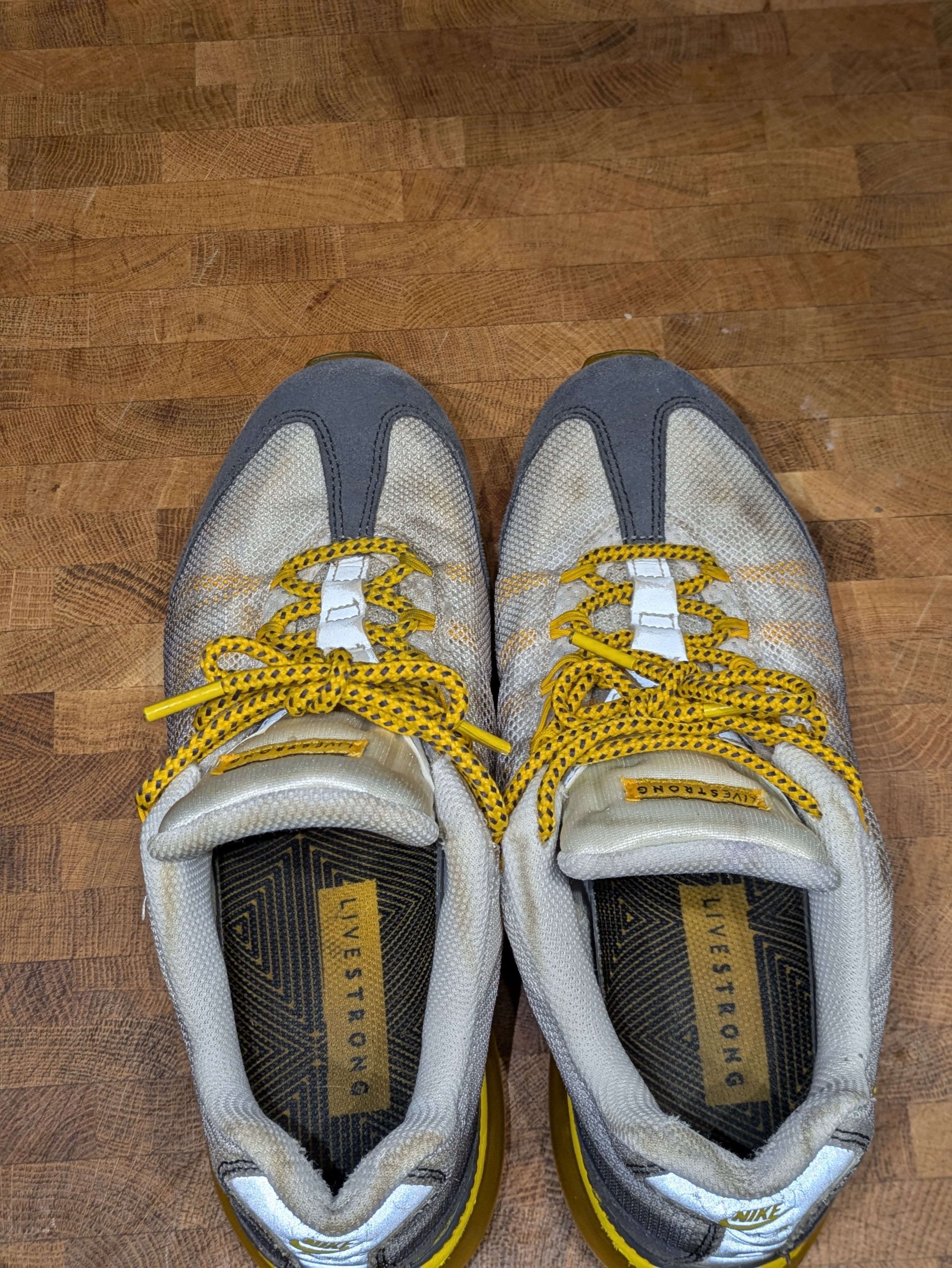 Nike Nike Air Max 95 Livestrong Size US 7.5 / IT 37.5 - 3 Thumbnail