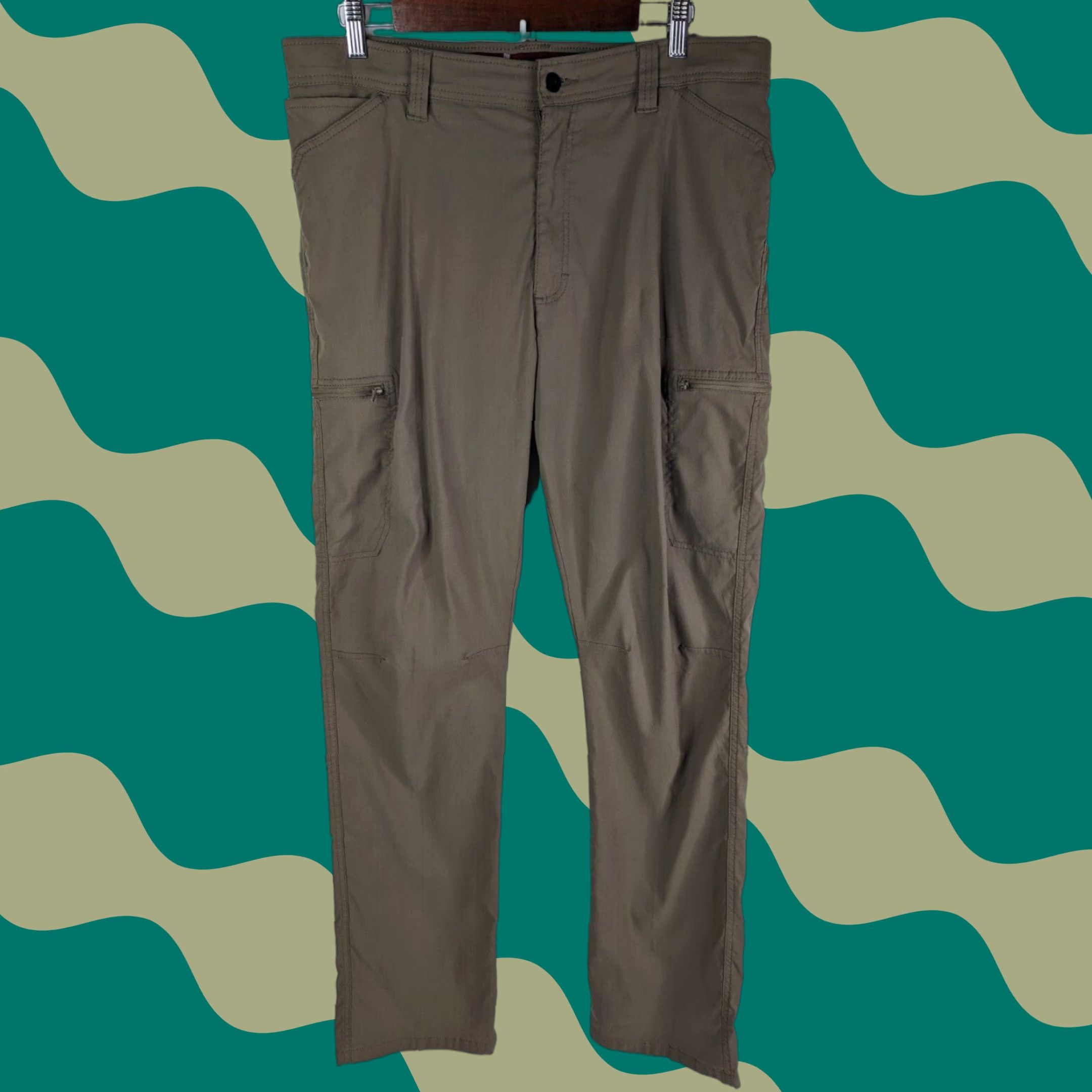 Wrangler Wrangler Men's Pants 38x32 Khaki Cargo Pants Nylon Pockets Straight Leg Belt Loops 38 32 Regular? Size US 38 / EU 54 - 1 Thumbnail
