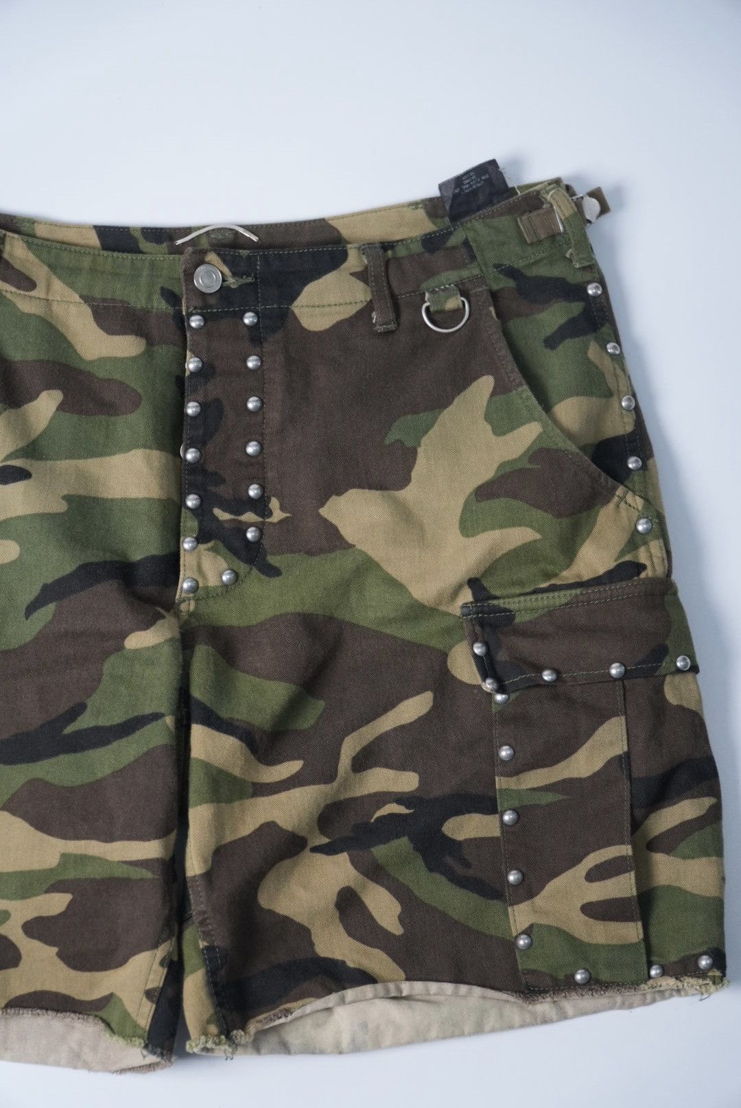 Saint Laurent Paris Saint Laurent SS16 Studded Camo Shorts Size US 35 - 4 Thumbnail