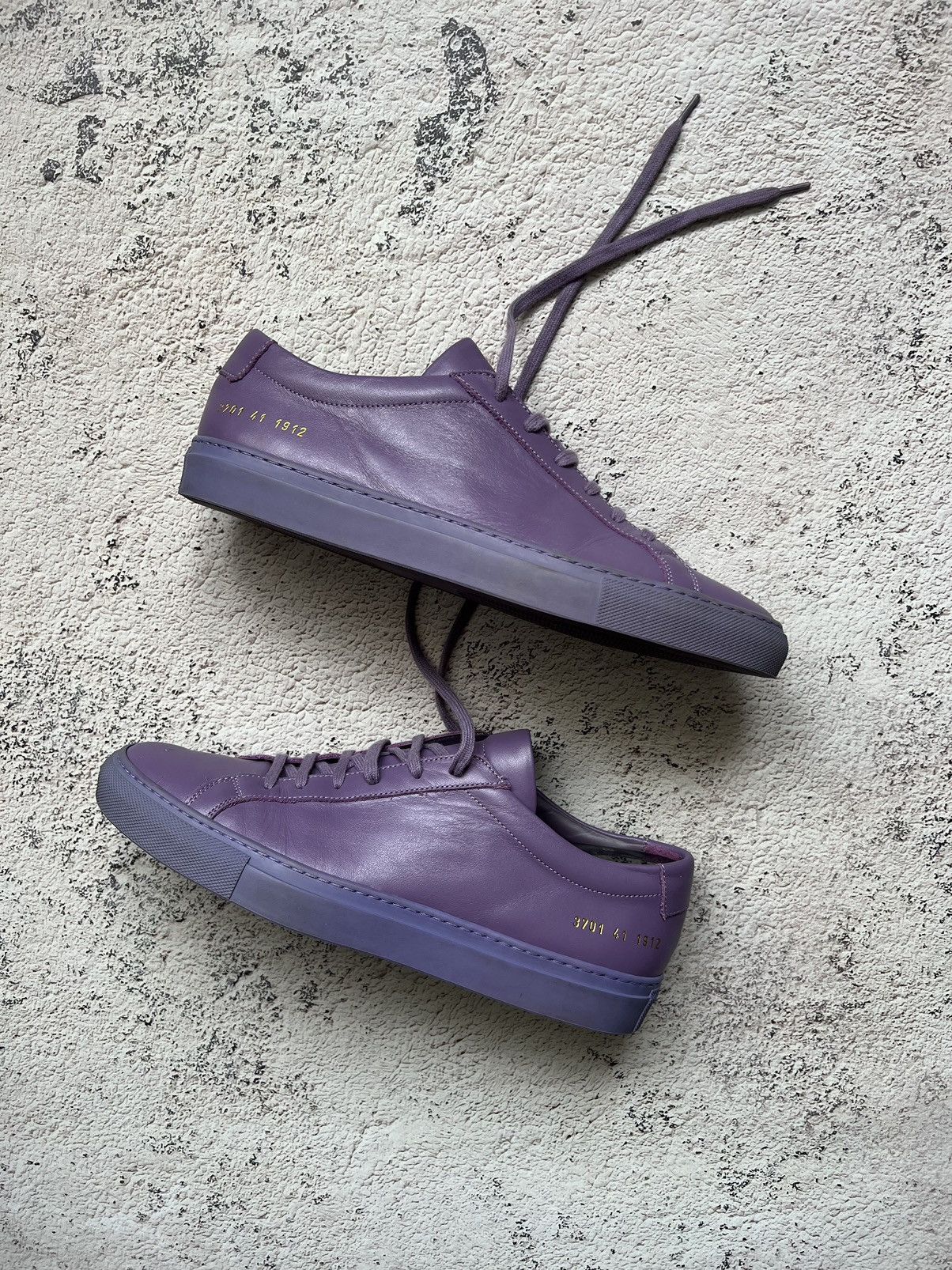 Common Projects Common Projects Low Top Sneakers Leather Violet Size US 11 / IT 41 - 3 Thumbnail