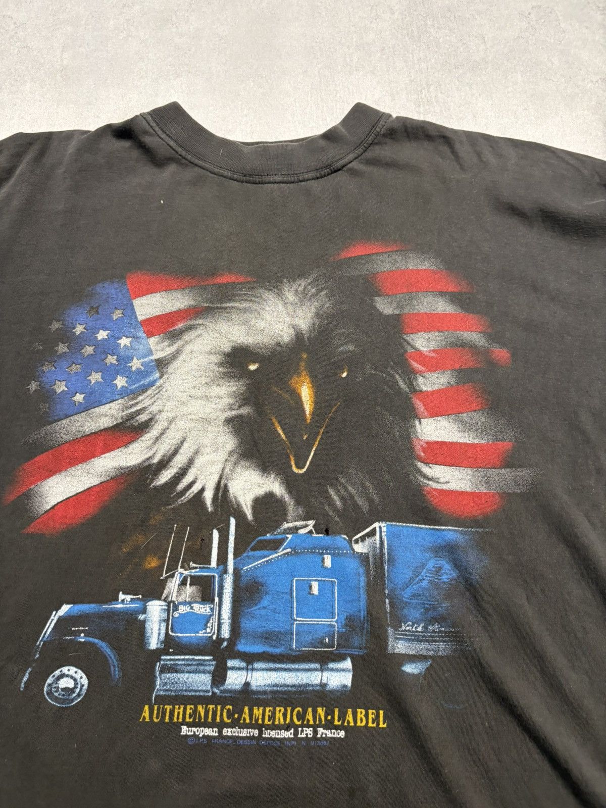 Vintage Vintage 90s Eagle Truck USA Graphic T-Shirt Distressed Faded Size US XL / EU 56 / 4 - 4 Thumbnail