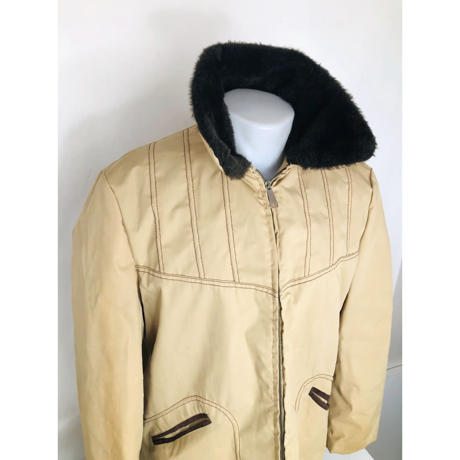 Sears VINTAGE Sears Mens Store OUTERWEAR Field Jacket 44 Tan Faux Fur Ranch Western Chore Jacket Mens Size US S / EU 44-46 / 1 - 2 Thumbnail