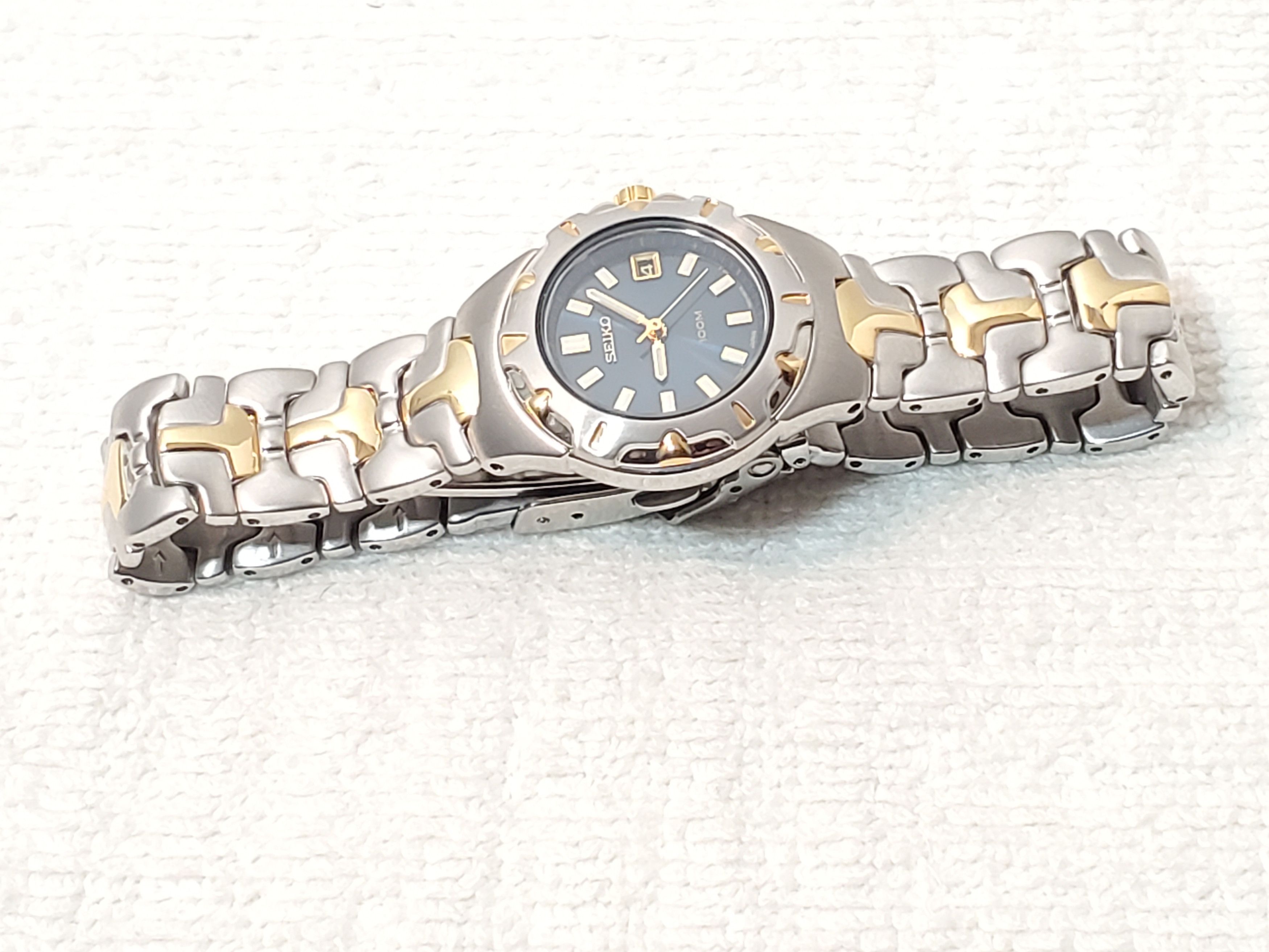 Seiko Vintage Seiko Gold Tone S Steel Blue Dial Date Women Watch Size ONE SIZE - 4 Thumbnail