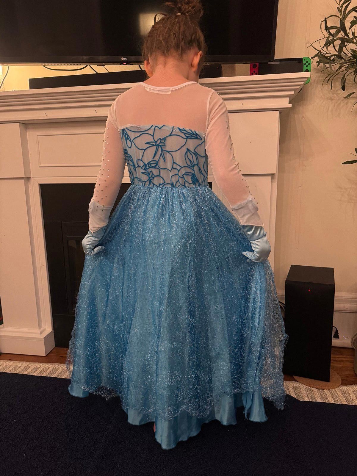 Other Frozen Elsa dress, size 6-8 years Size ONE SIZE - 2 Thumbnail