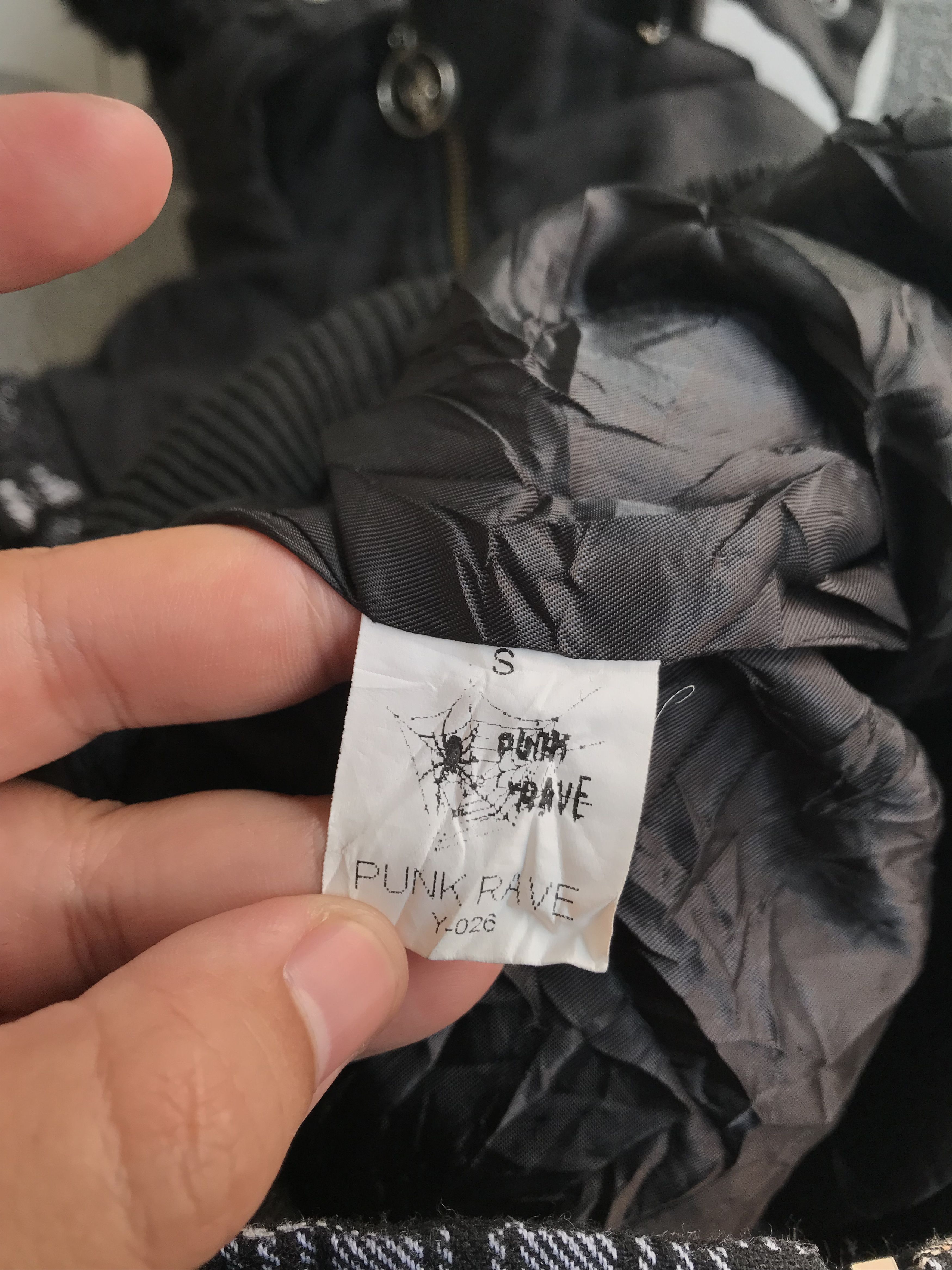 If Six Was Nine Y2K Punk Rave Gothic Fur Zip Hoodie Size US S / EU 44-46 / 1 - 16 Thumbnail