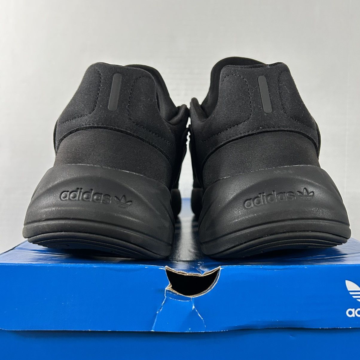 Adidas Adidas Ozelia Triple Black Sneakers Size M12/W13 Size US 12 / EU 45 - 3 Thumbnail