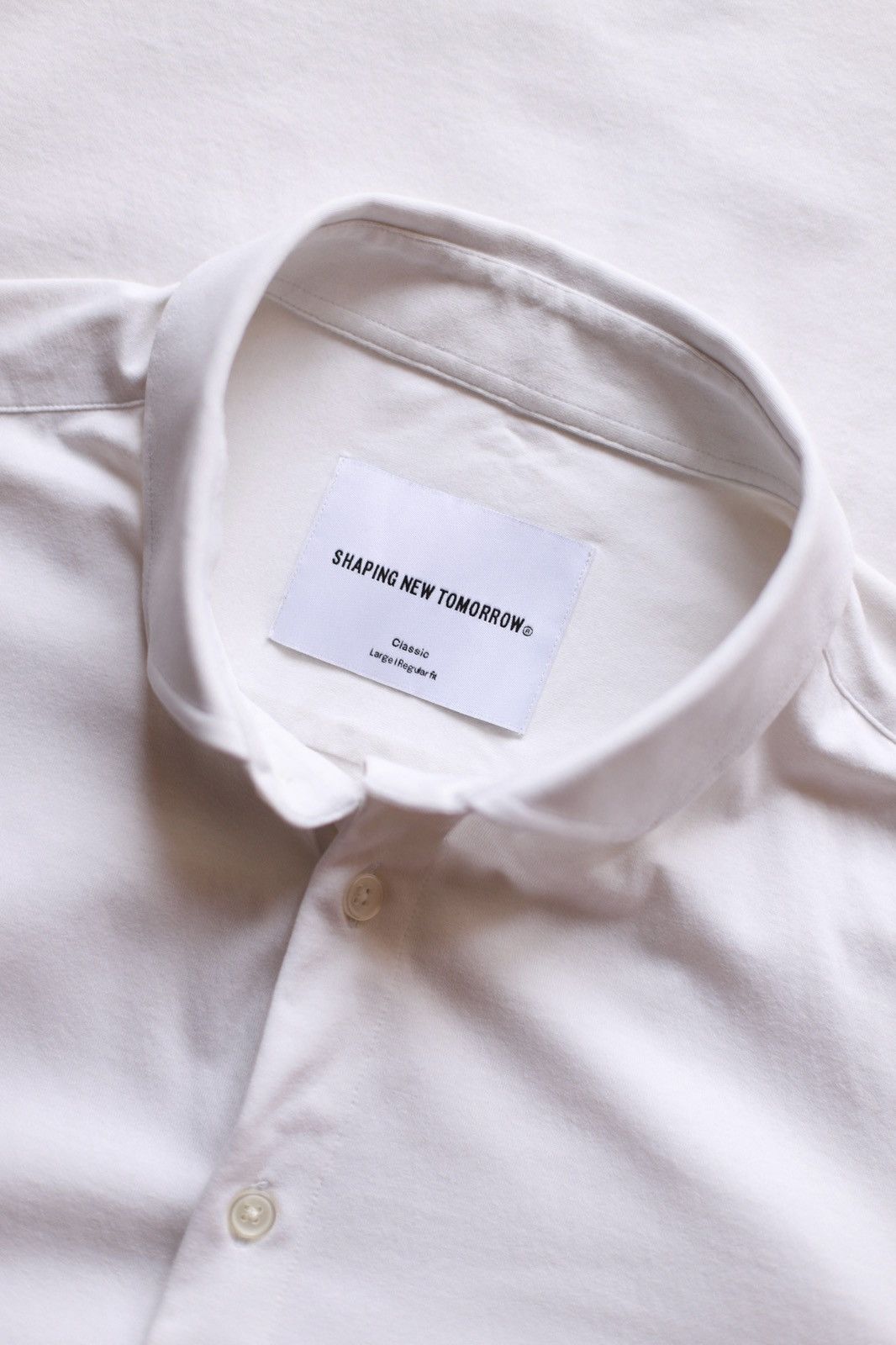 The Unbranded Brand Shaping New Tomorrow white shirt Size US L / EU 52-54 / 3 - 9 Thumbnail