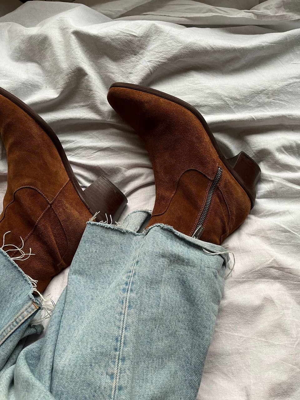 Other Wonders vintage women's brown suede ankle boots on heel Size US 10 / IT 40 - 2 Thumbnail