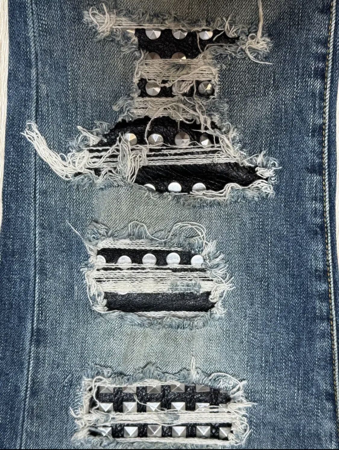 Saint Laurent Paris Saint Laurent Studded Leather Patch Distressed Denim Jean Size US 28 / EU 44 - 3 Thumbnail