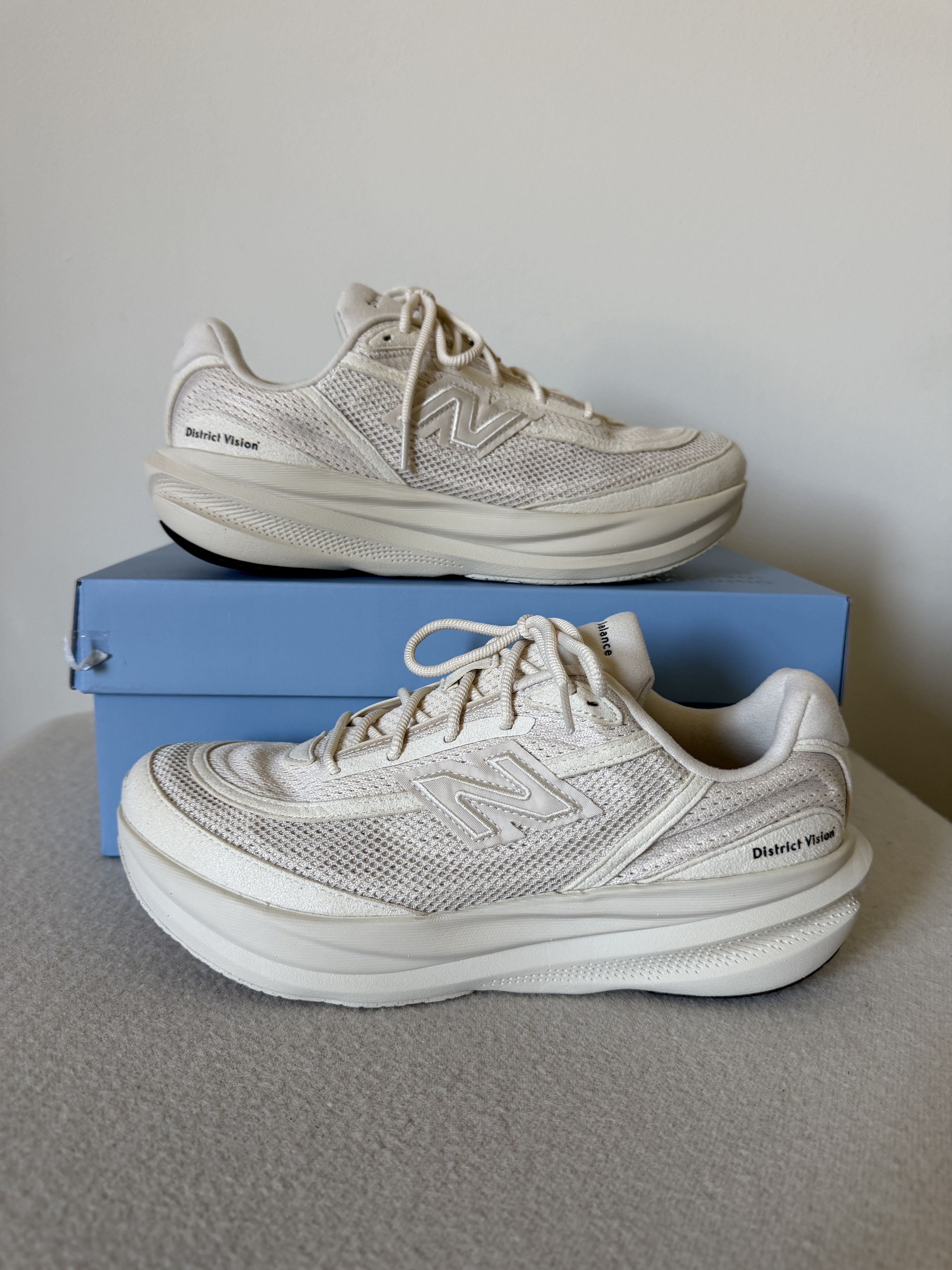 District Vision × New Balance District Vision New Balance 1080v15 in Beige Size US 7 / EU 40 - 2 Thumbnail