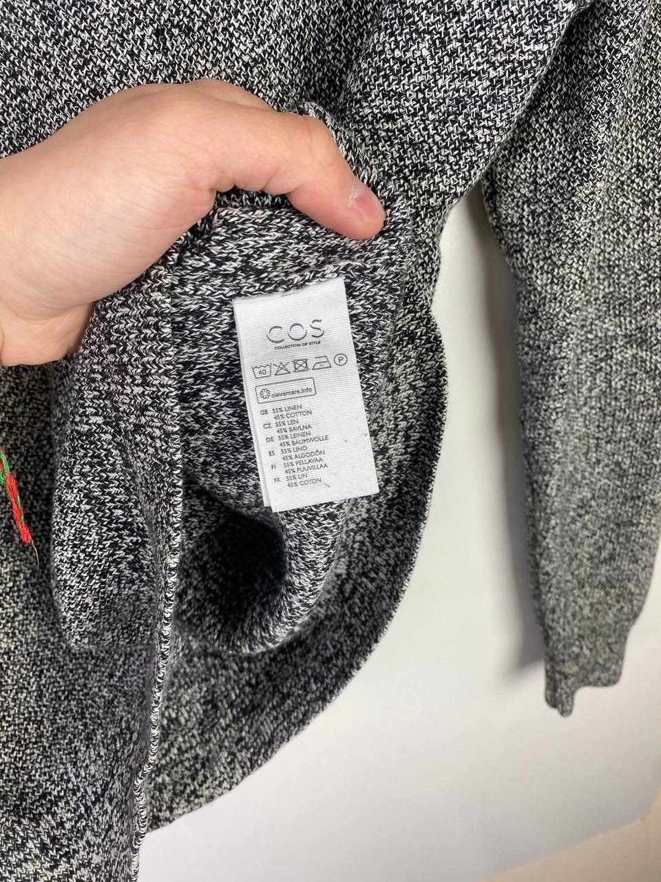 Cos Cos luxury sweaters size M Size US M / EU 48-50 / 2 - 4 Thumbnail